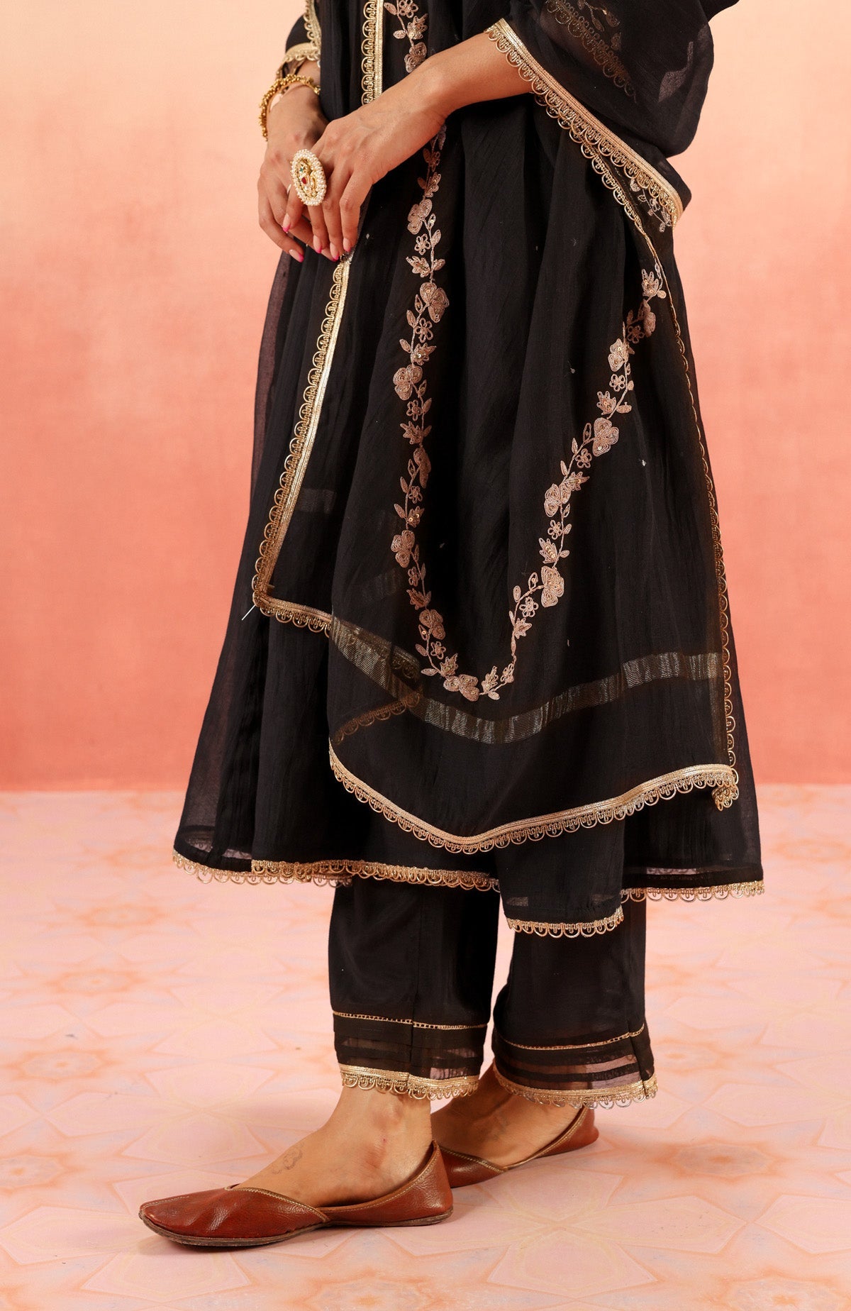 CHANDANI BLACK COTTON SILK EMBROIDERED HANDCRAFTED KURTA SET
