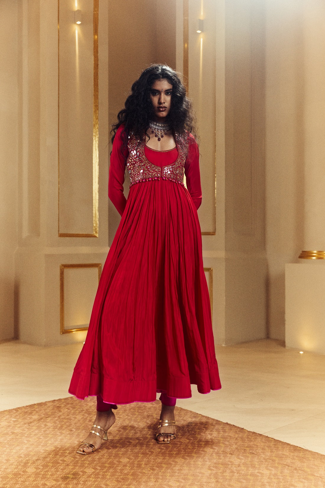 Surkh Laal Anarkal Koti set