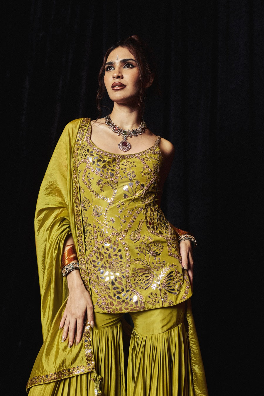 The Noor Gharara Set