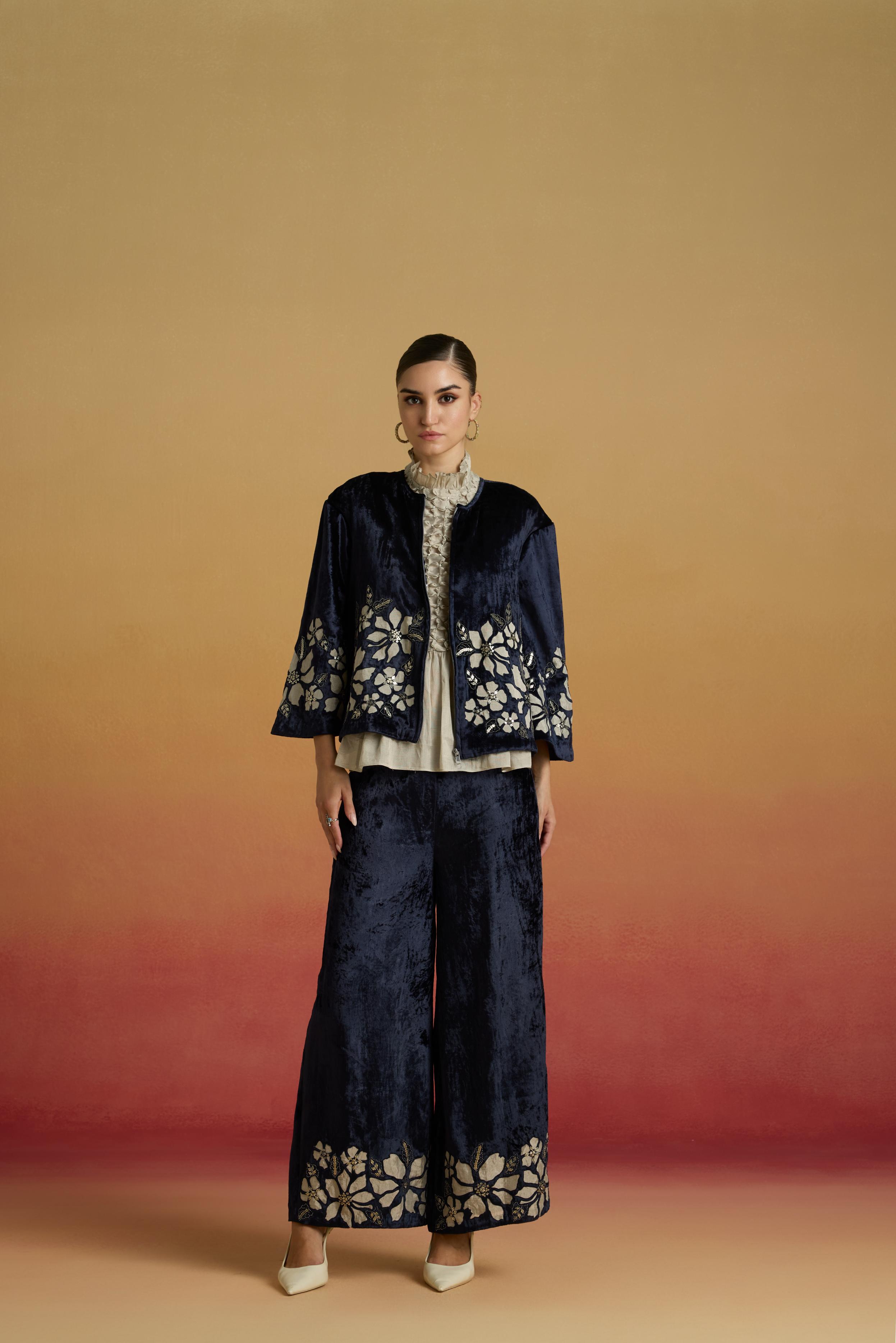 INDIGO CONTRAST SILVER APPLIQUE FLARED PANTS