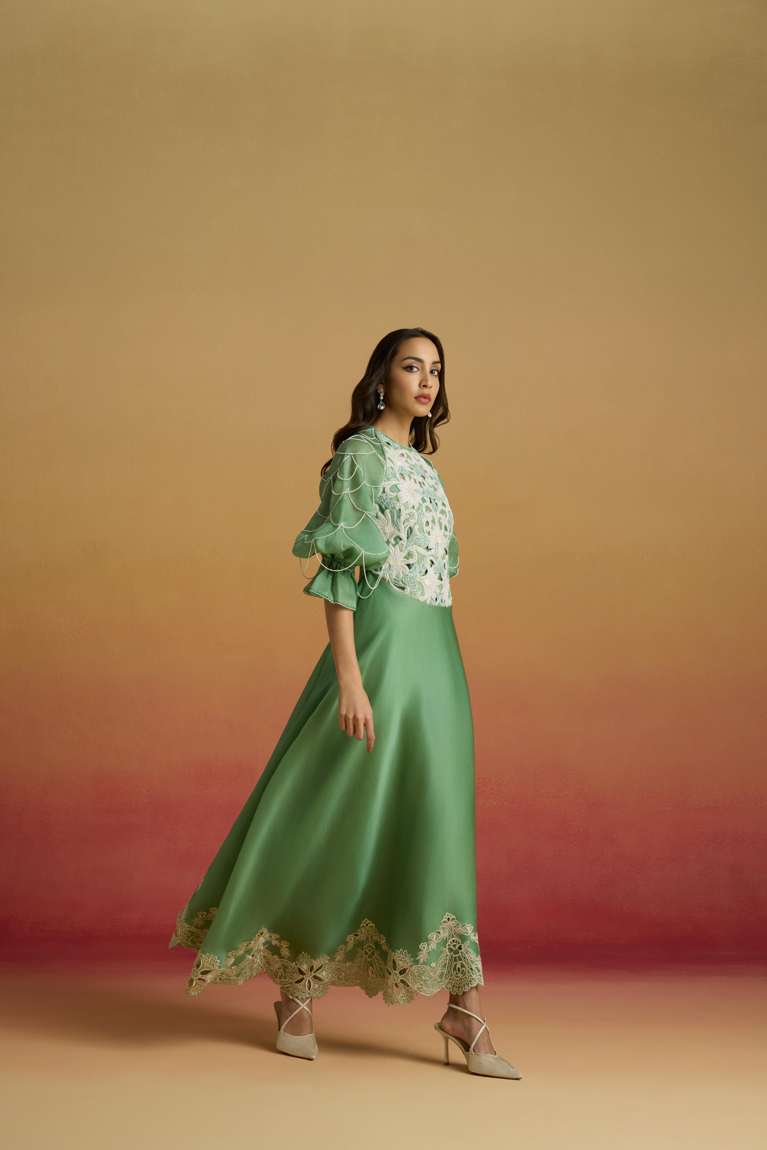 SAGE GREEN CONTRAST FLOUNCE DRESS