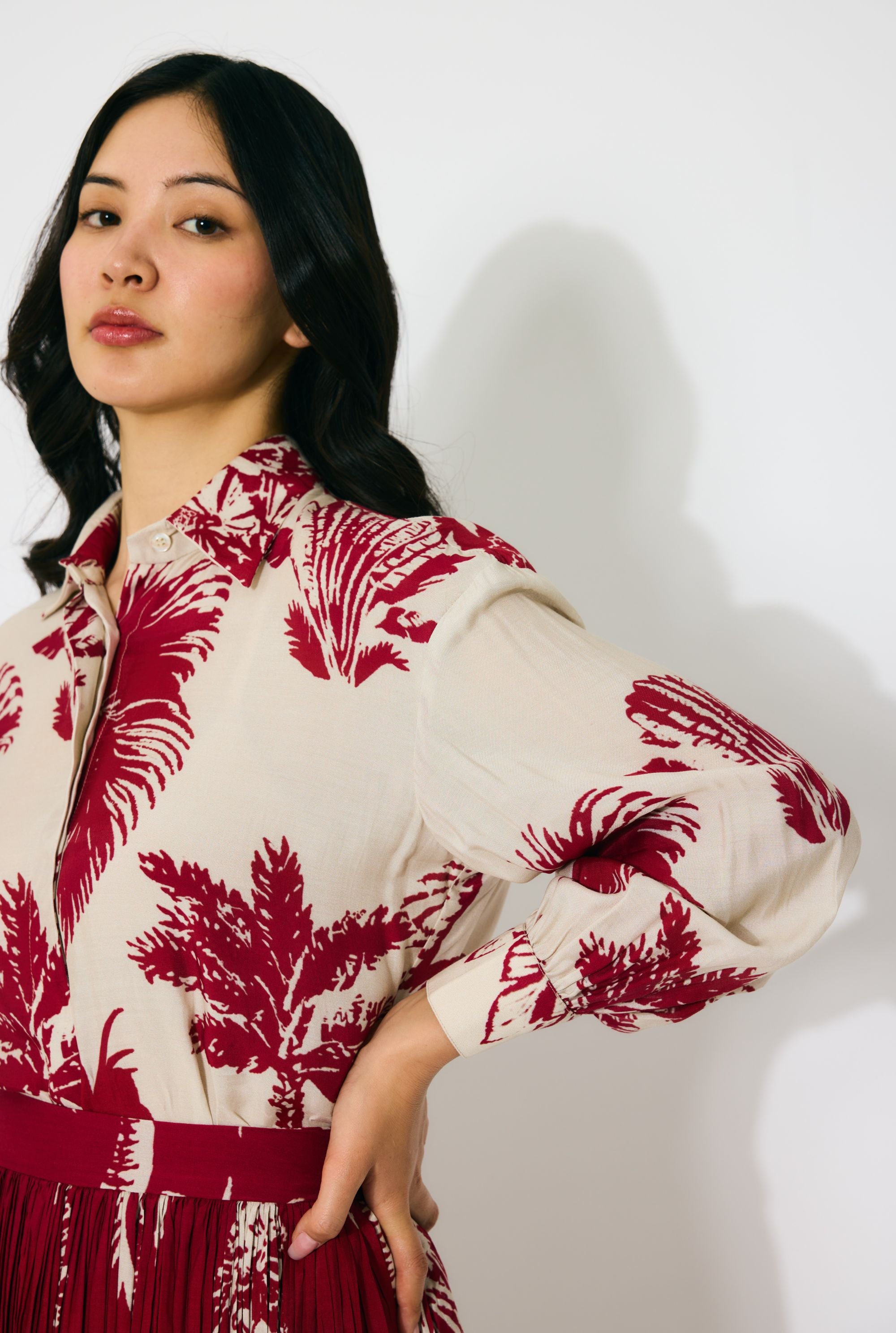 BEIGE AND RED FLORAL SHIRT
