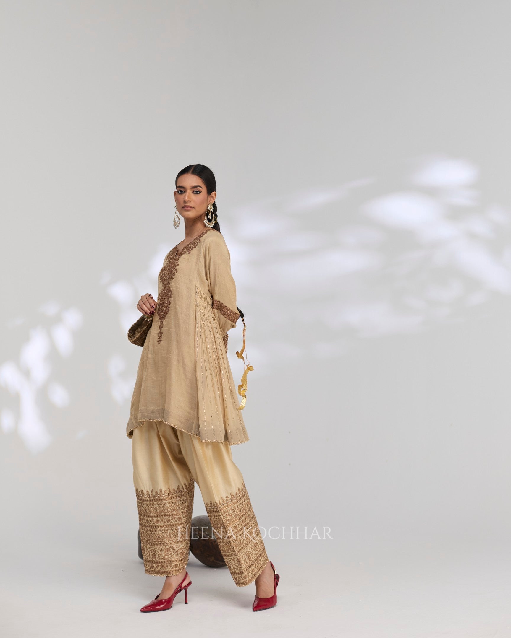 https://cdn.shopify.com/s/files/1/0697/3276/1815/files/20250610_HK-Festive_0219copy.jpg?v=1751364132