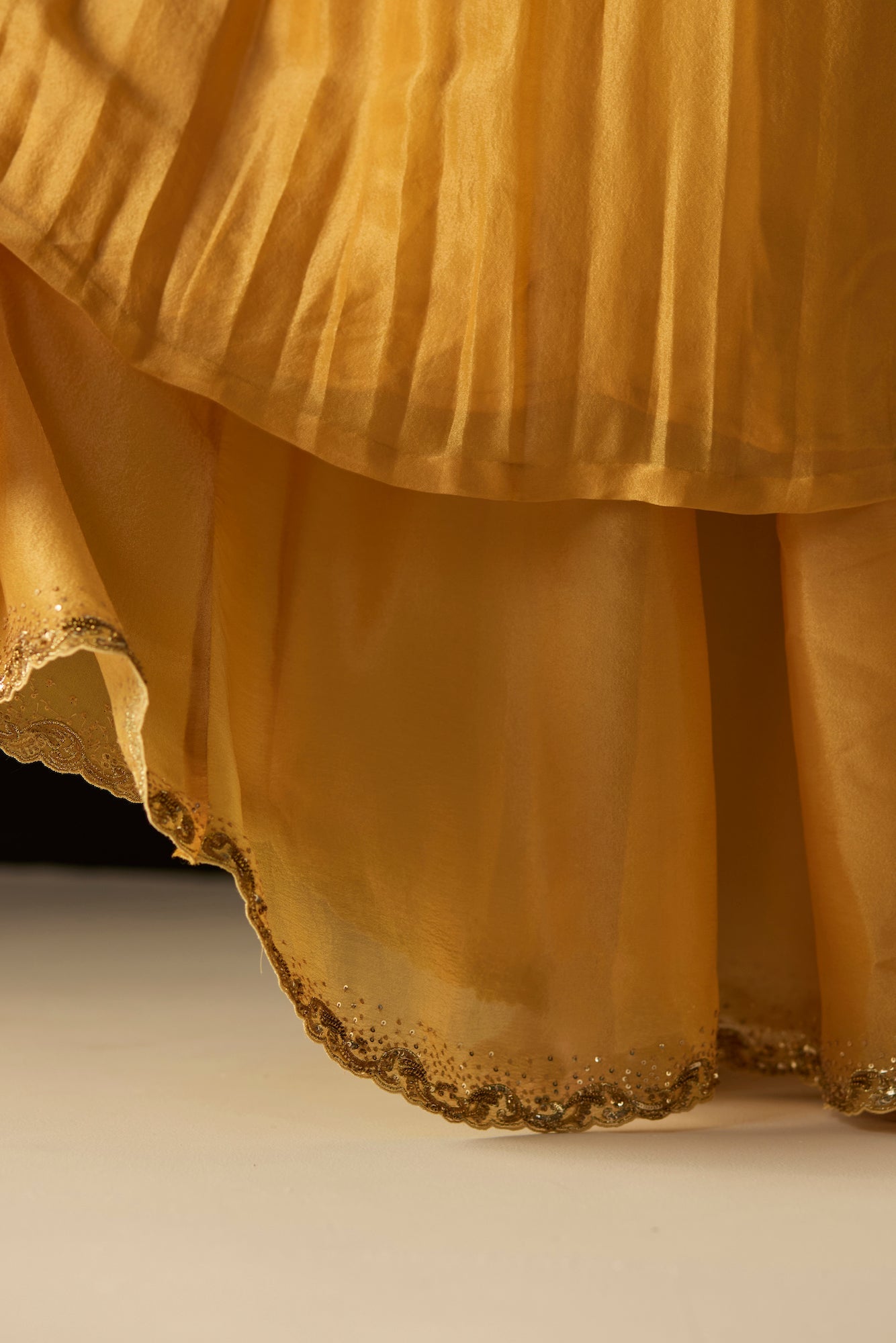 Elegant Yellow Rehmat Tissue Silk Lehenga Set: Kurta, Skirt, Dupatta
