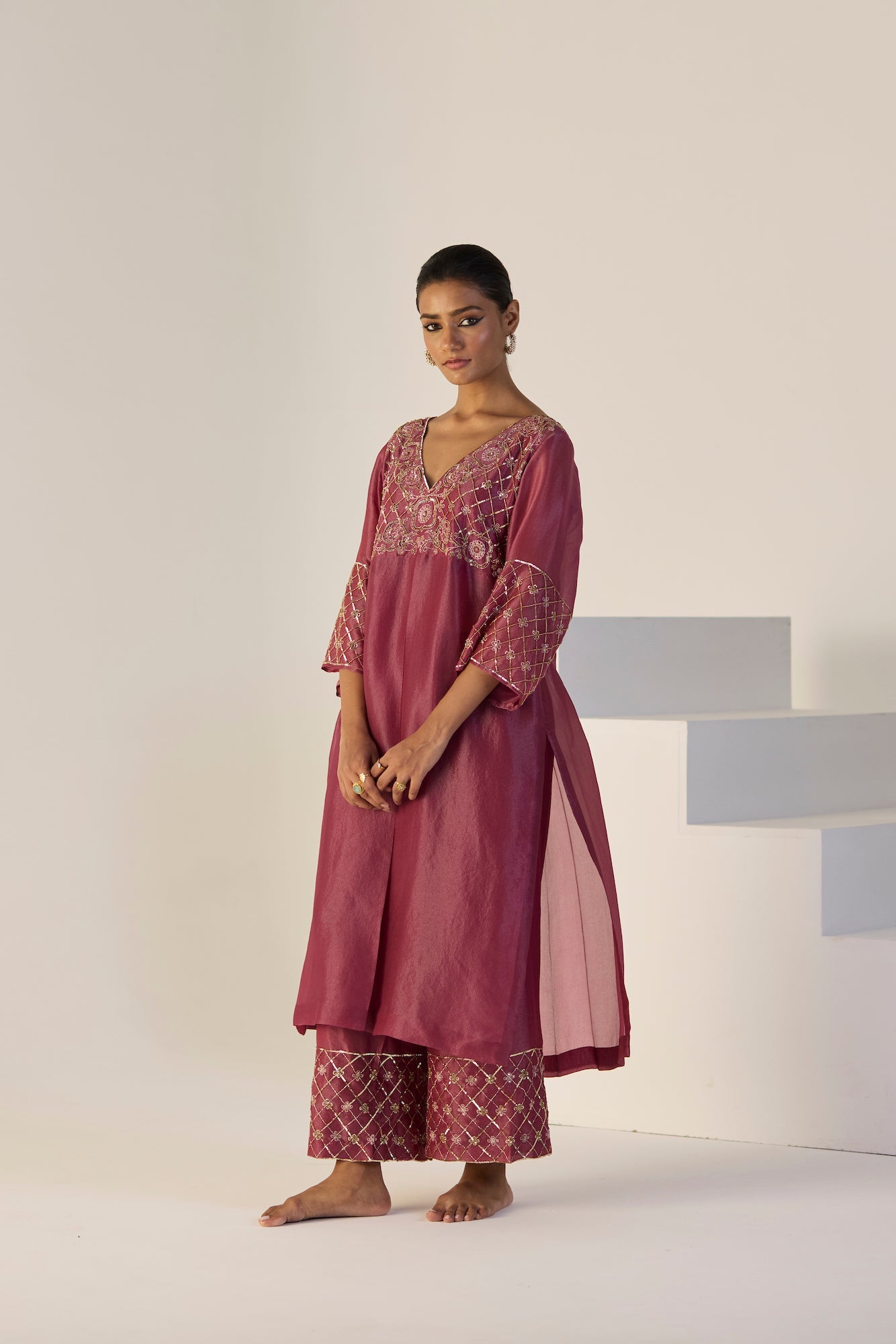 Elegant Purple Badla Silk Suit Set: Dupatta, Kurta & Pants for Festive Occasions
