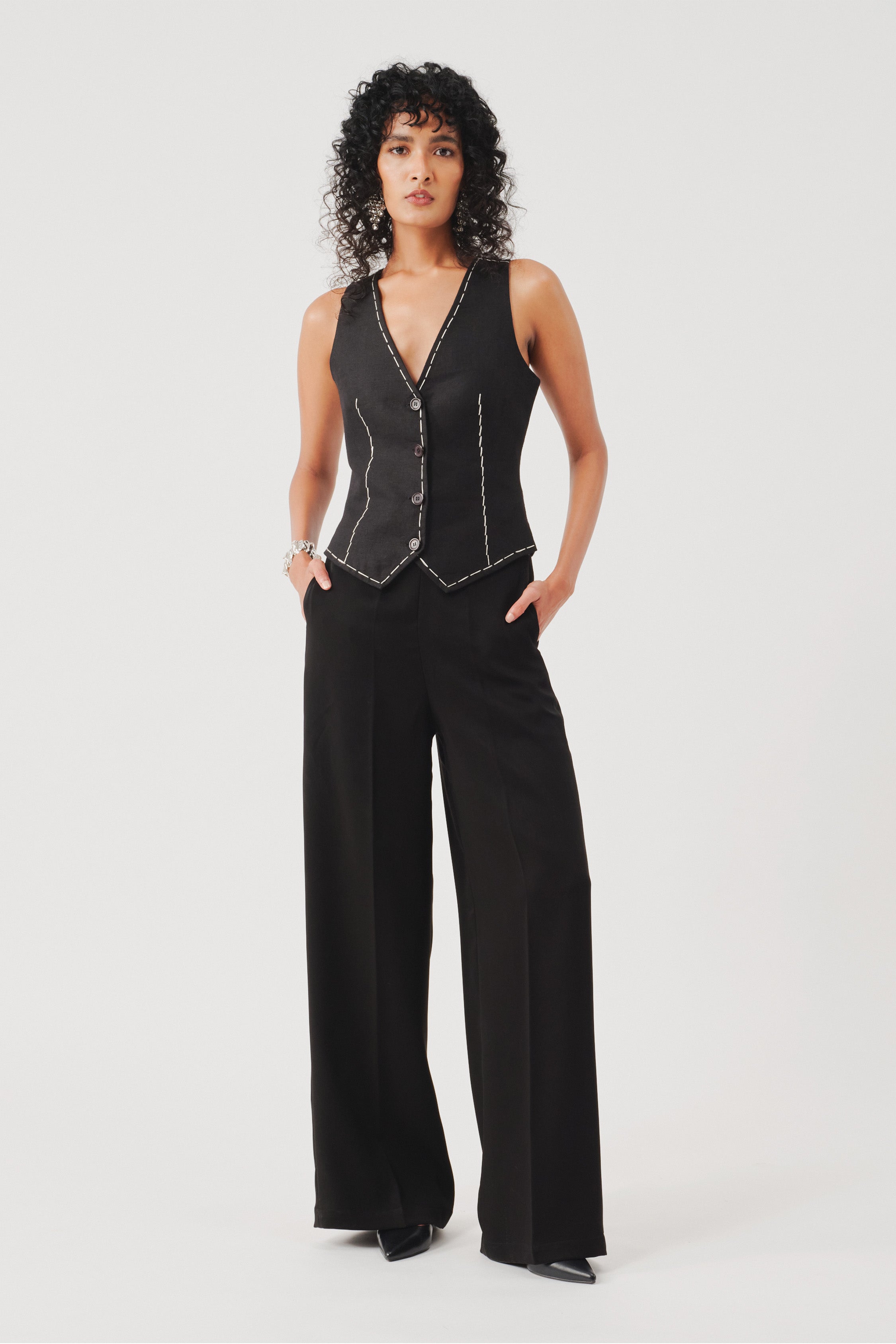 Bearer Black Linen Waistcoat