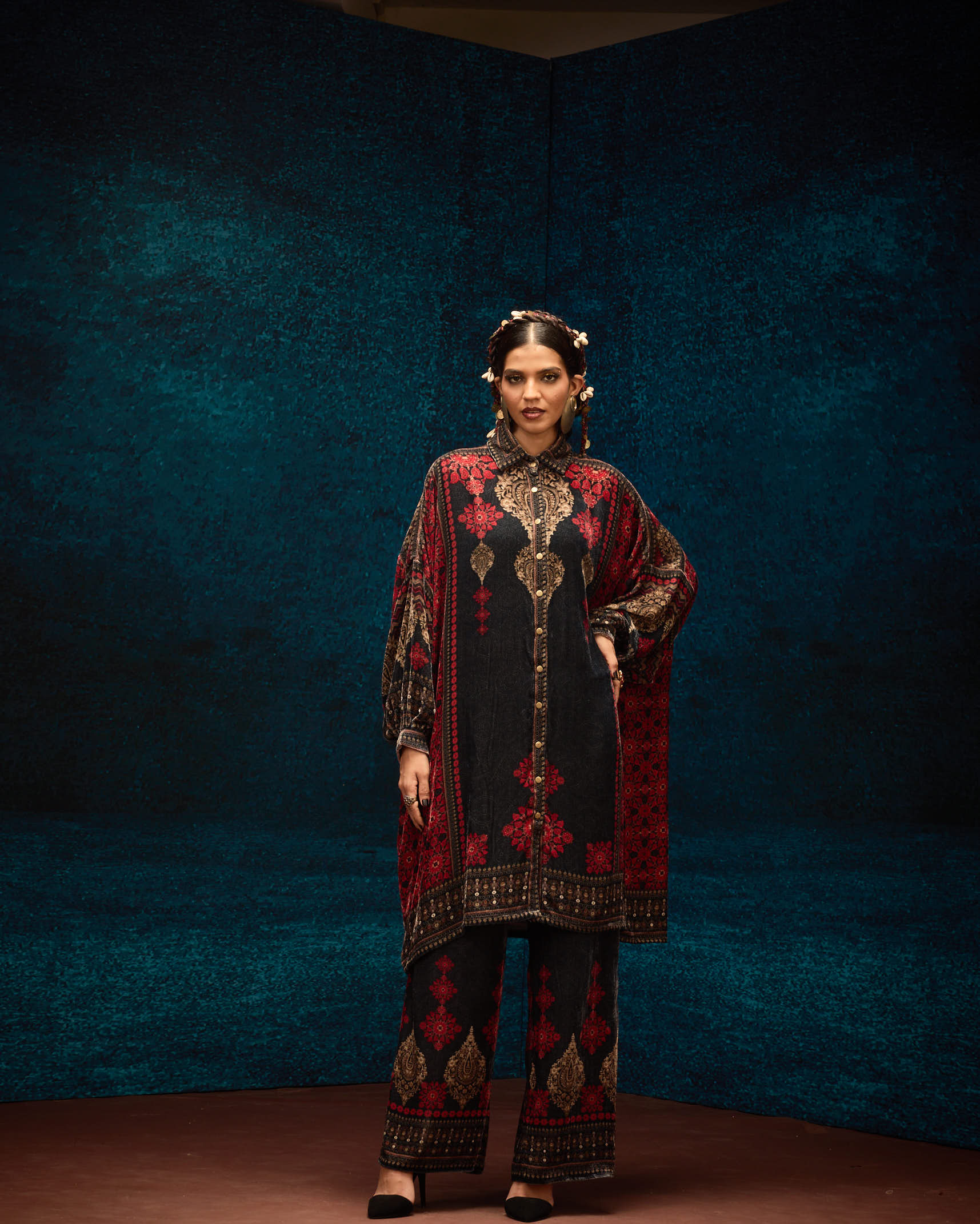 AJRAKH : SIMONA