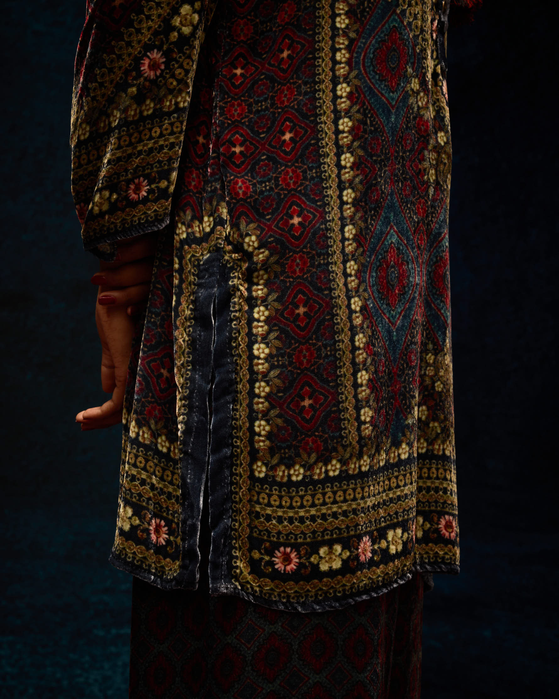 AJRAKH : REZA