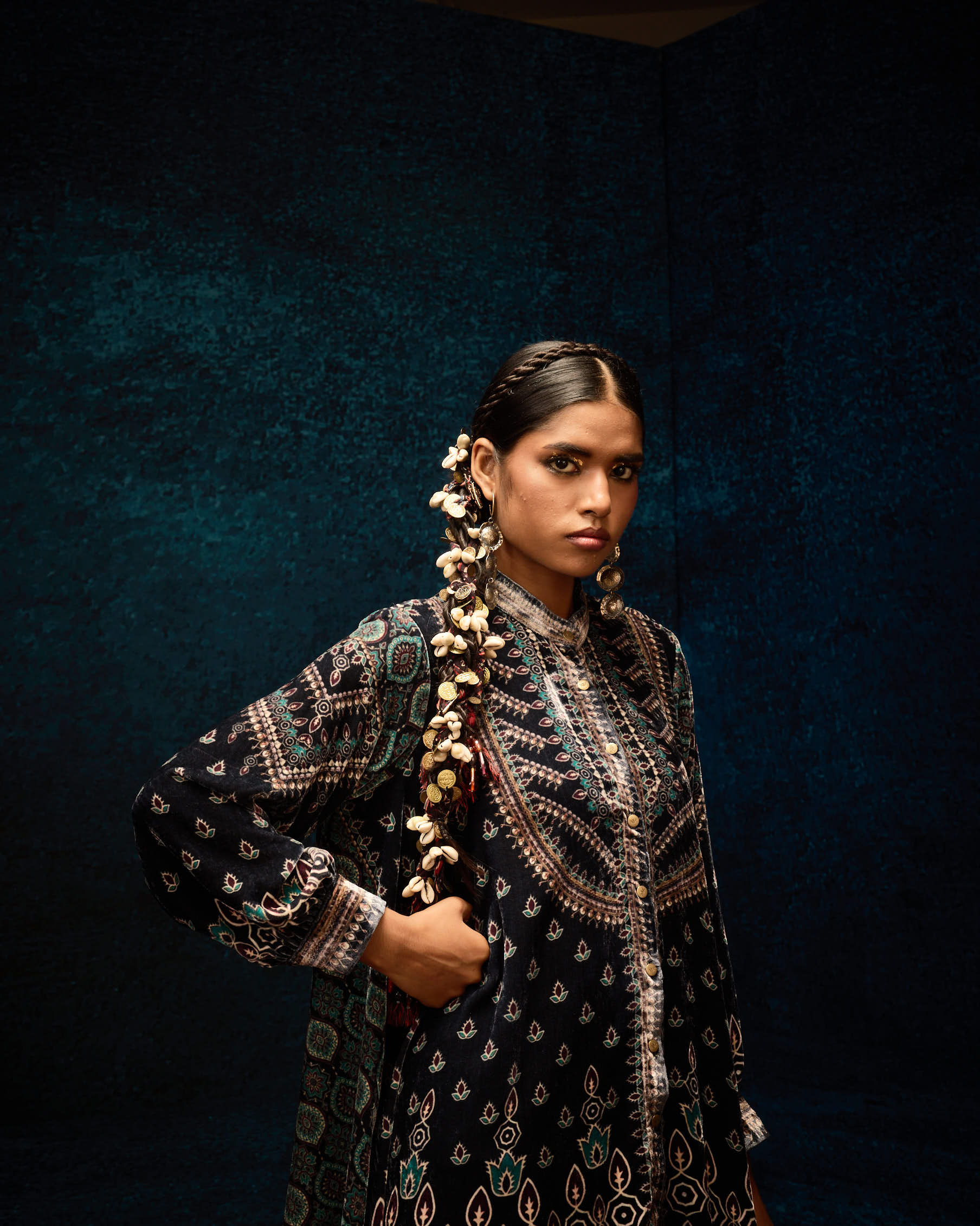 AJRAKH : NILOFER