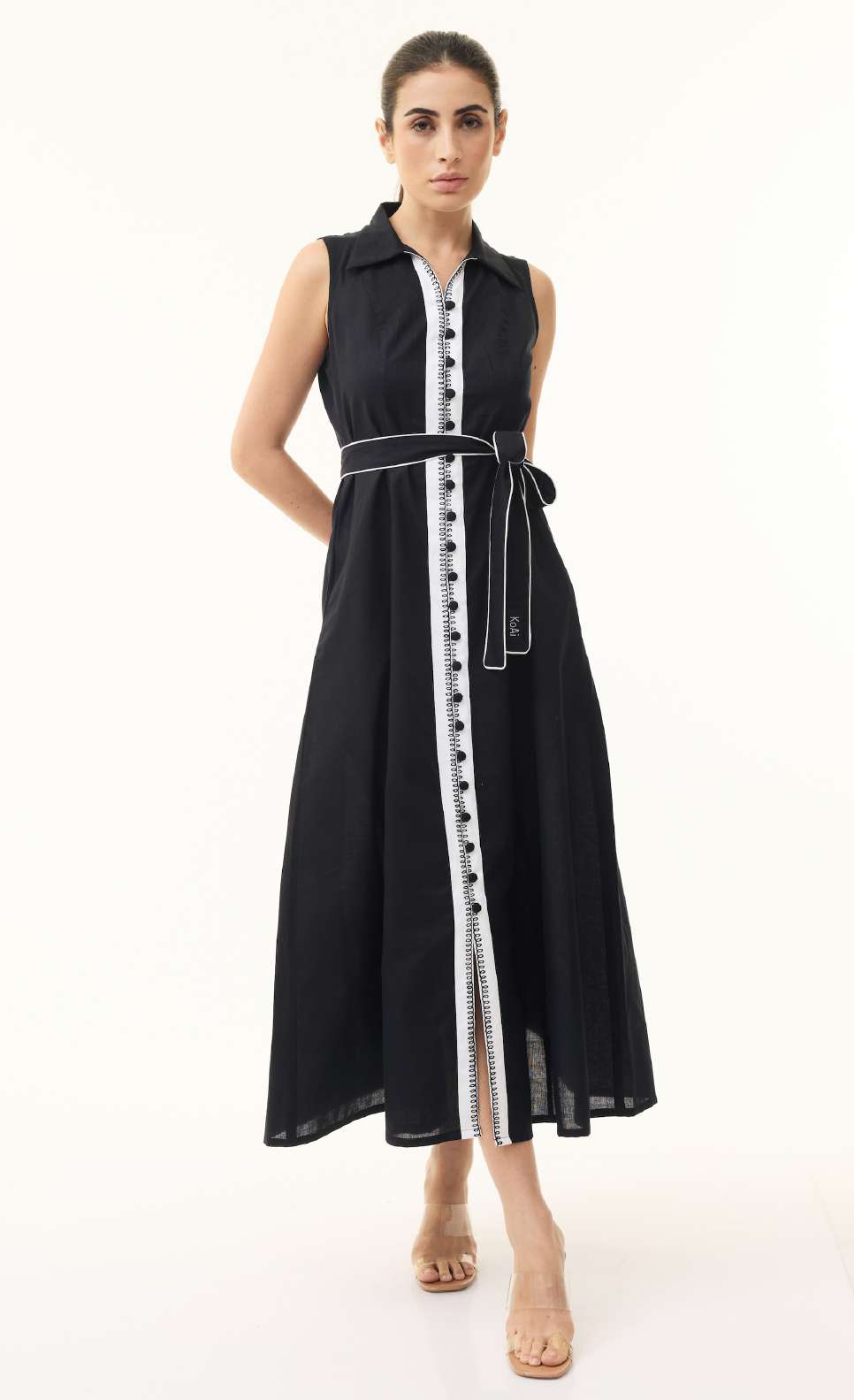 BLACK EMBROIDERED SLEEVELESS DRESS