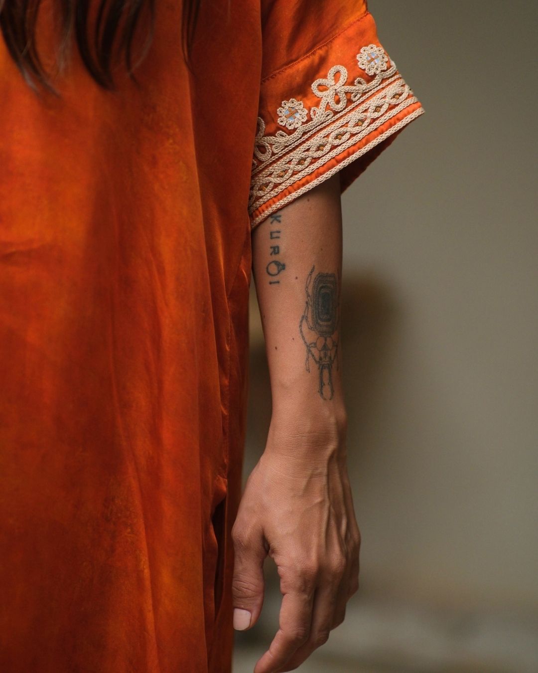 SOFT TEXTURED HAND EMBROIDERED PRINTED KURTA