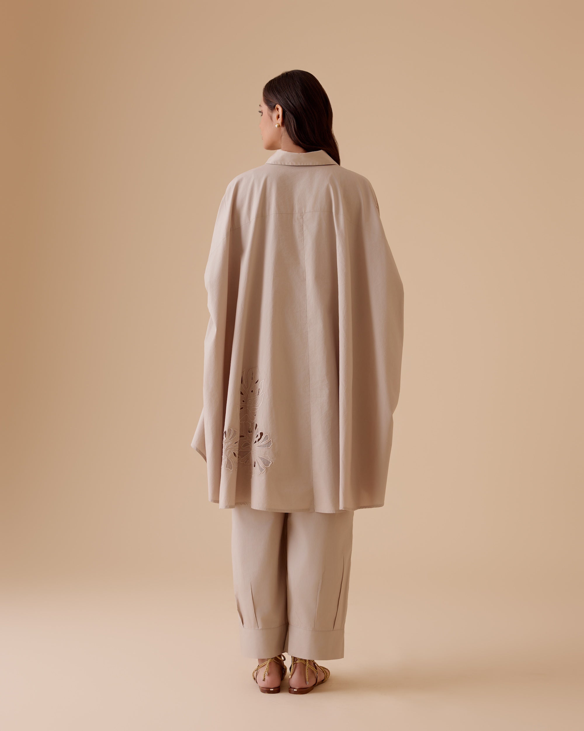 Manya sand cotton poplin kaftan shirt