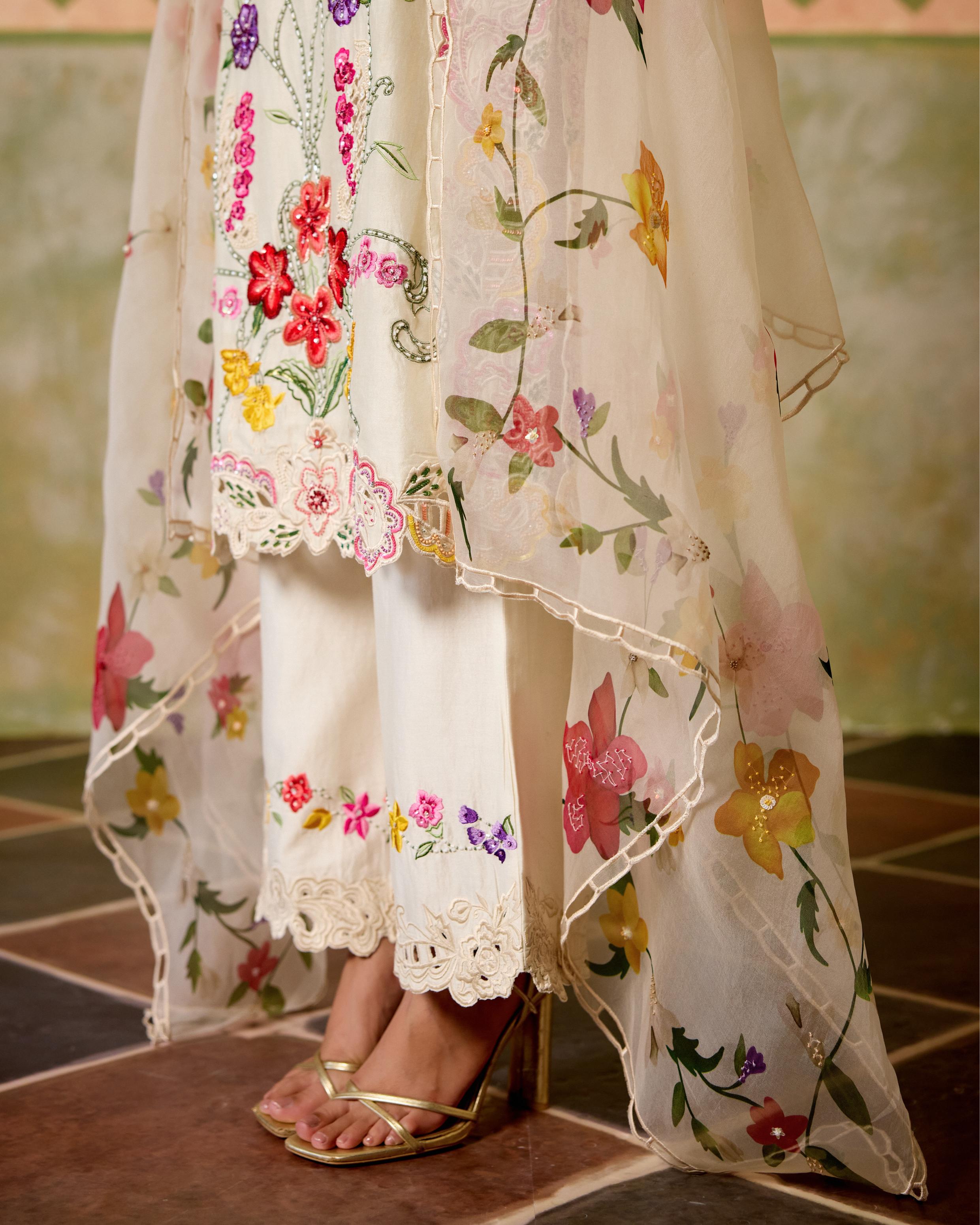 IVORY FLORAL PRINT DUPATTA