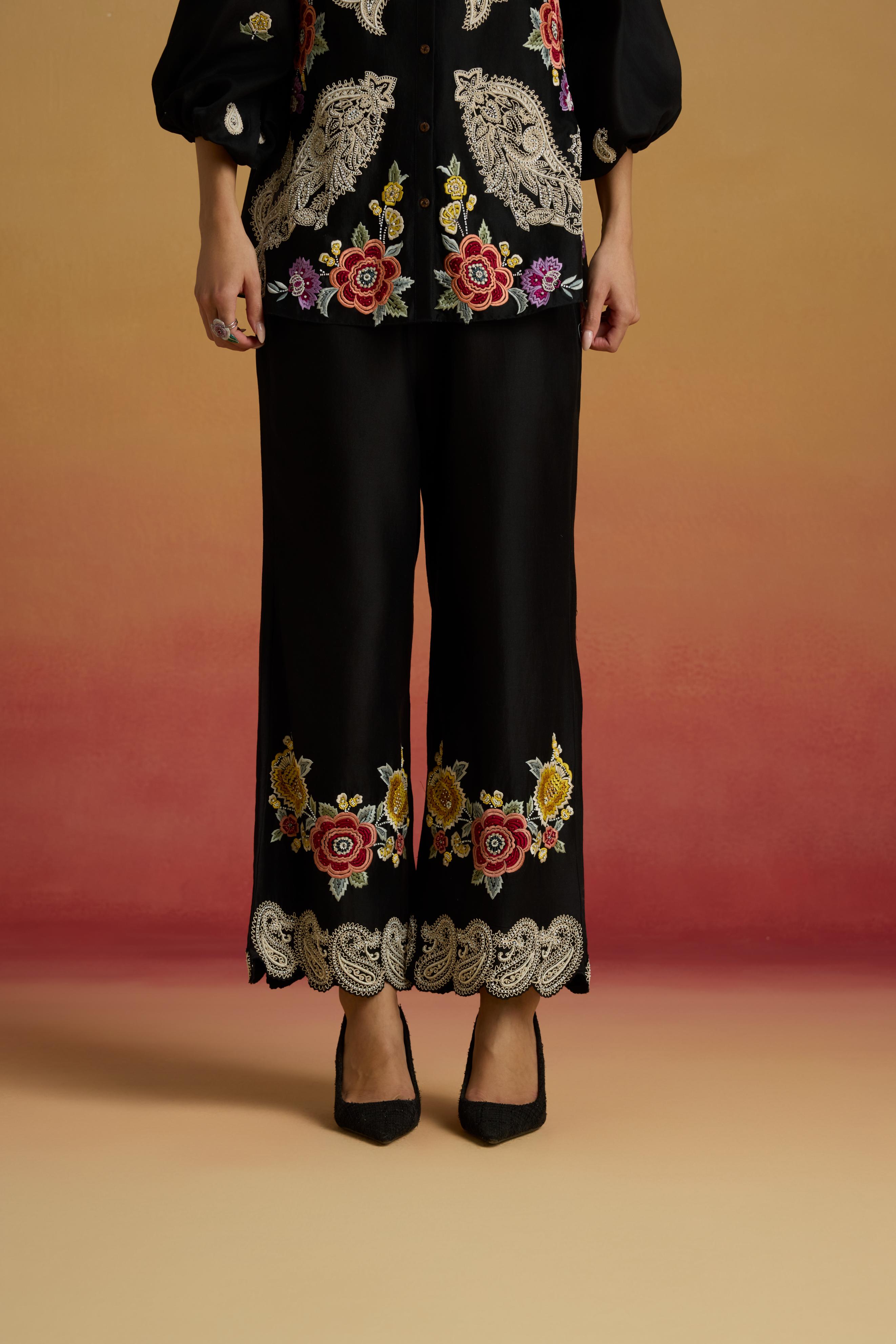 BLACK CONTRAST PAISLEY PANTS