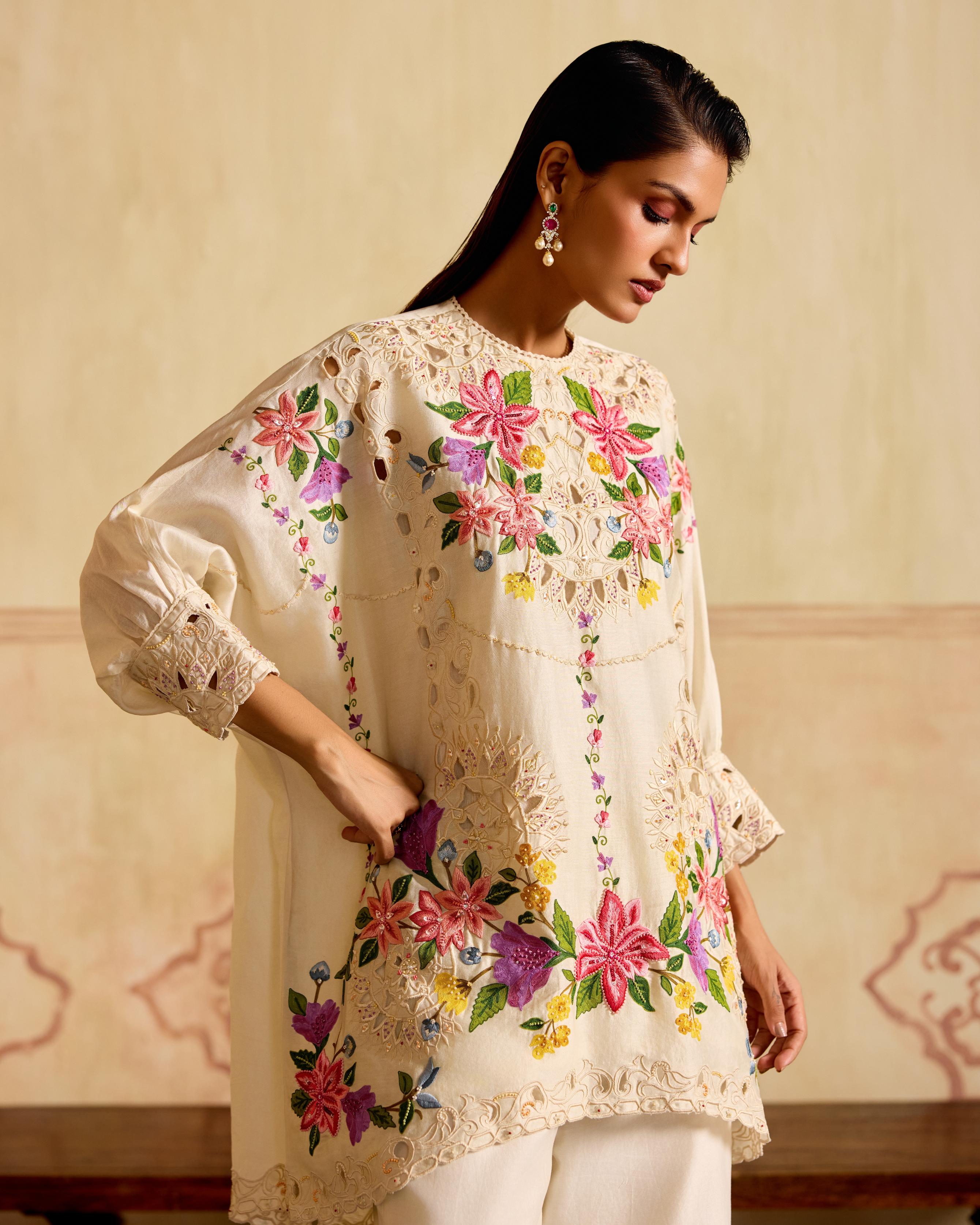 IVORY EMBROIDERED KIMONO TUNIC WITH CUTWORK PANTS