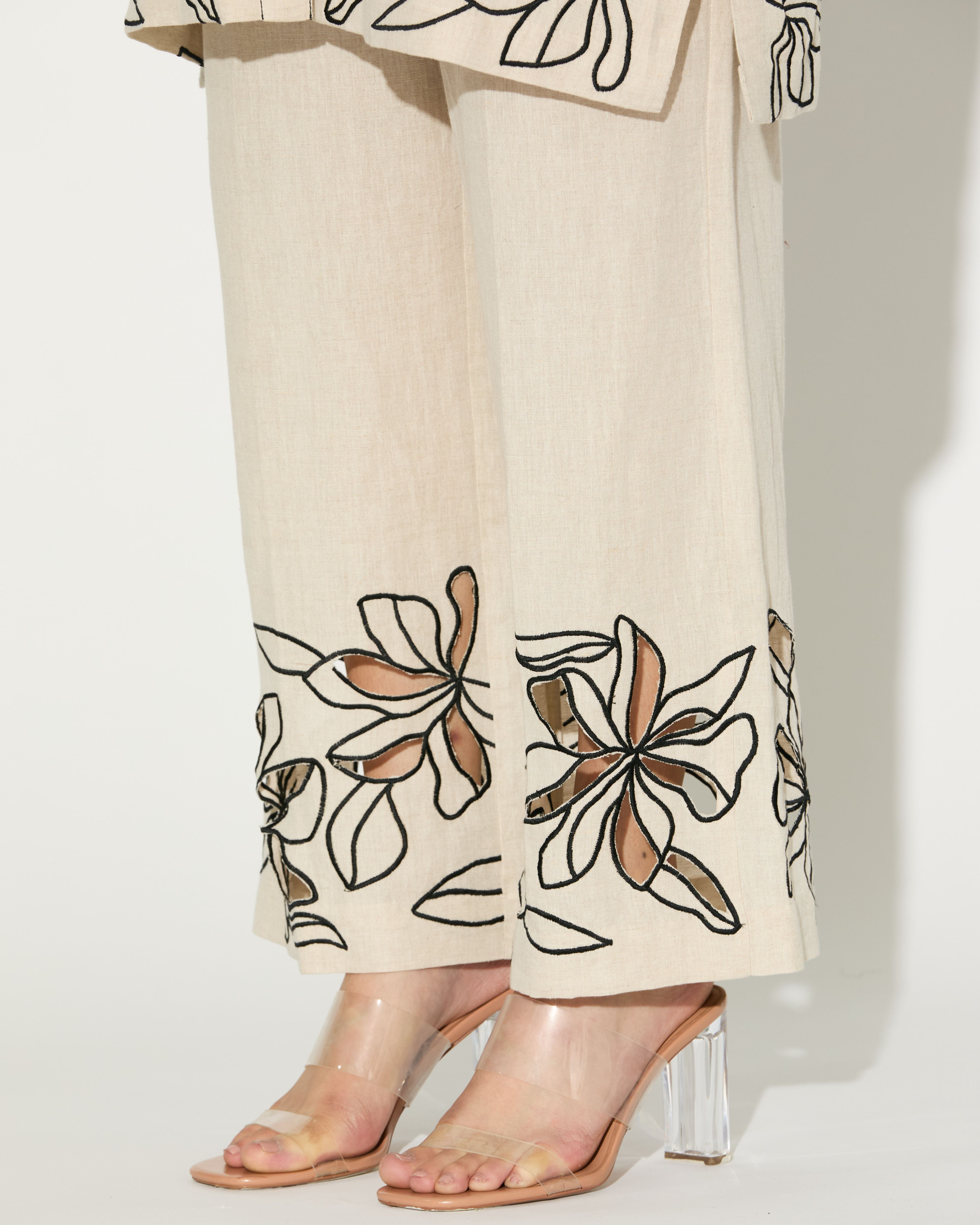 CREAM EMBROIDERED PANTS