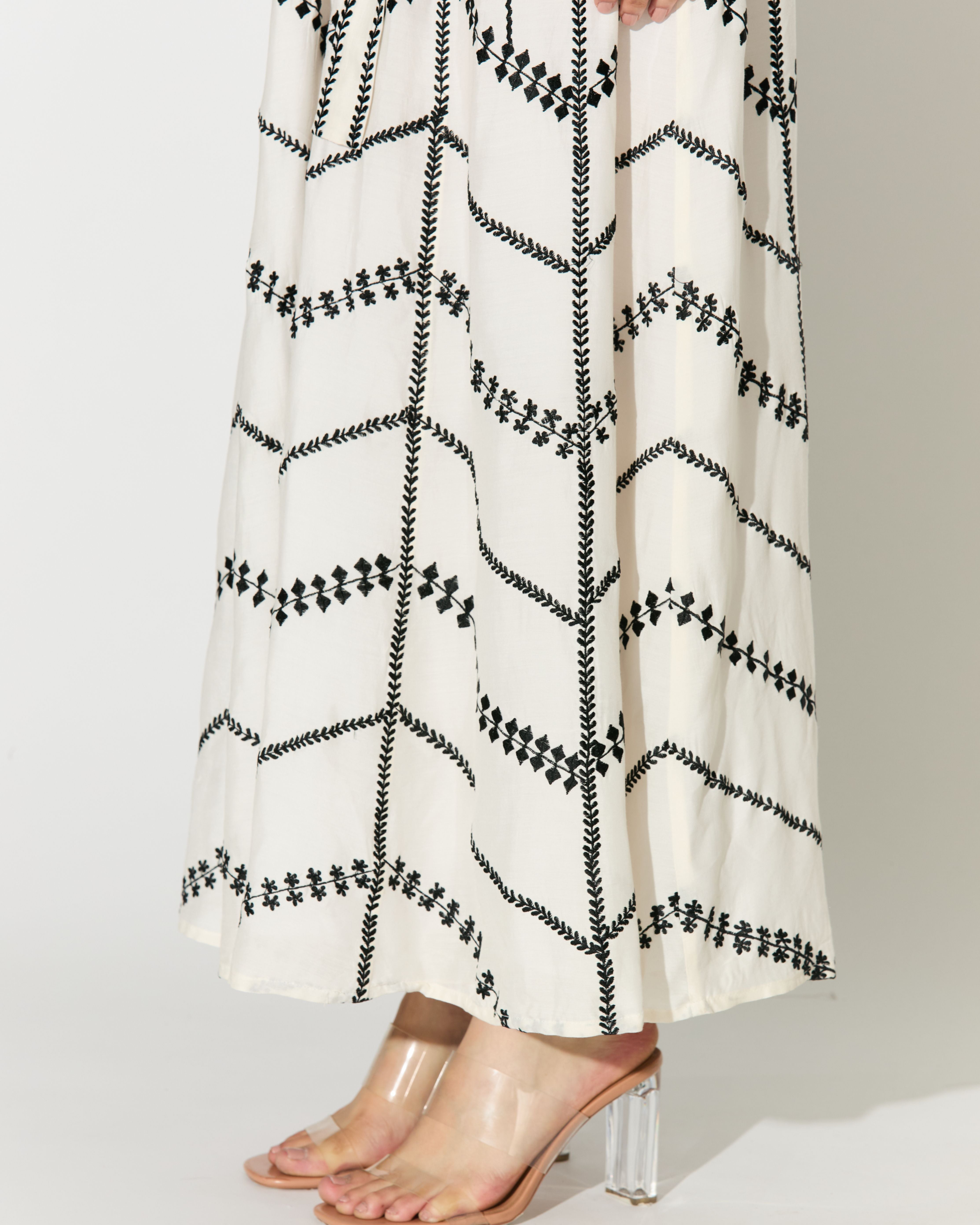 OFF WHITE EMBROIDERED SHIRT DRESS