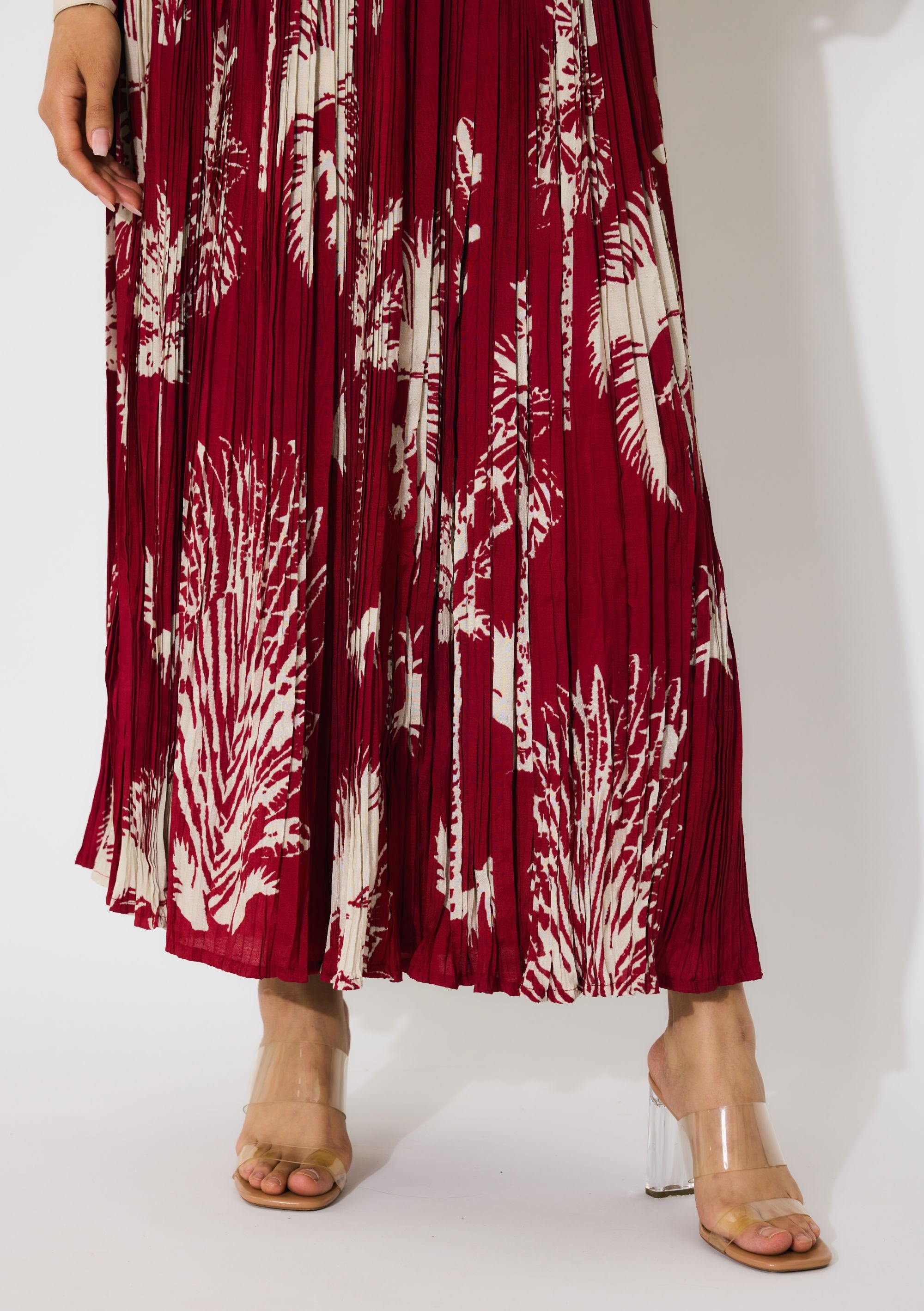 BEIGE AND RED FLORAL CRINKLED SKIRT