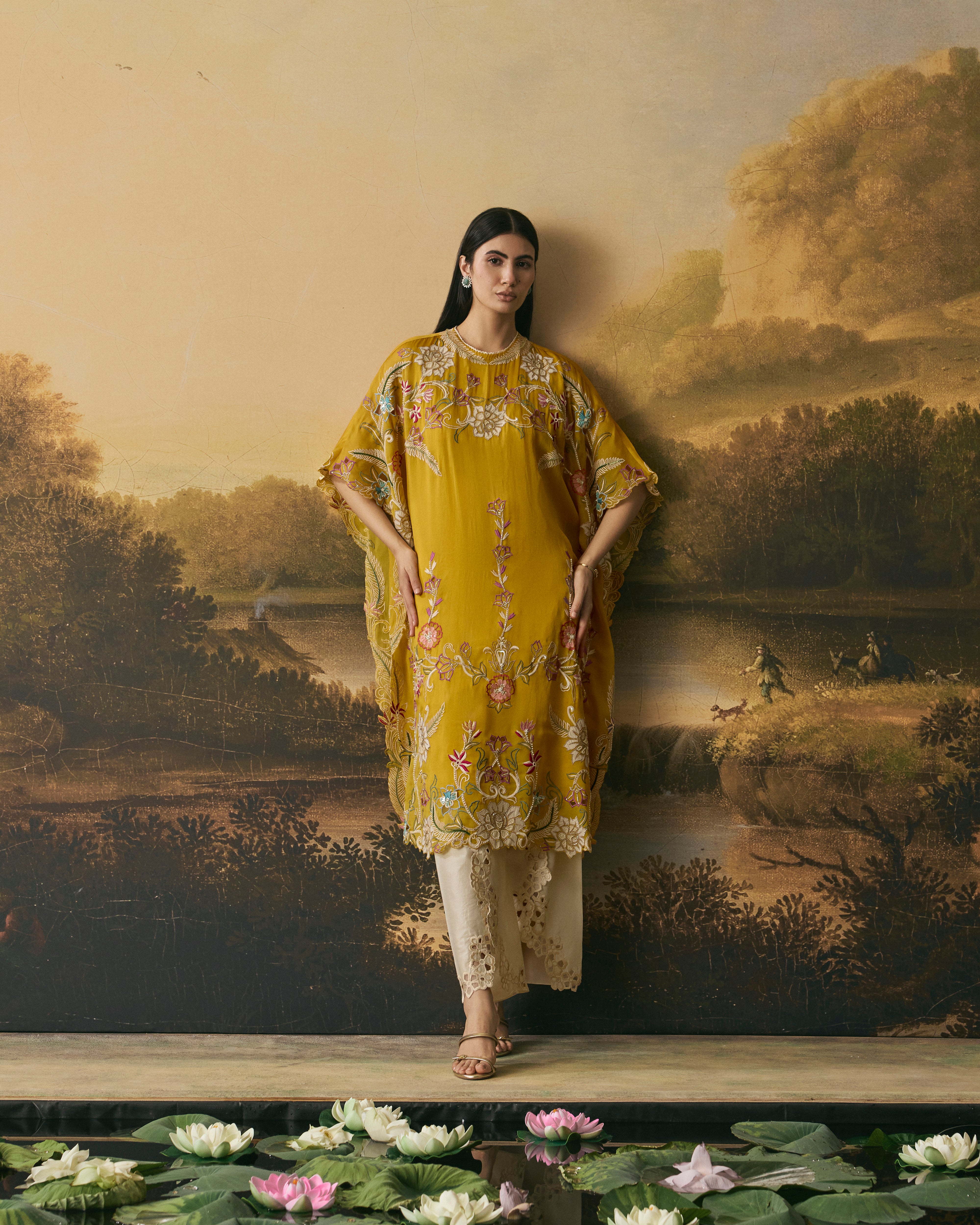AMBER YELLOW CONTRAST FLORALS KAFTAN