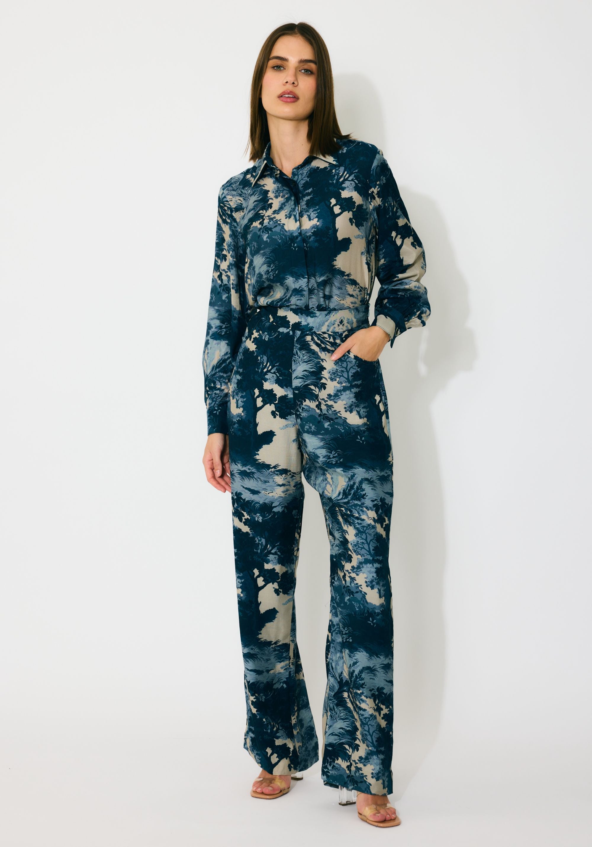 BLUE, INDIGO AND BEIGE TOILE PRINT SHIRT