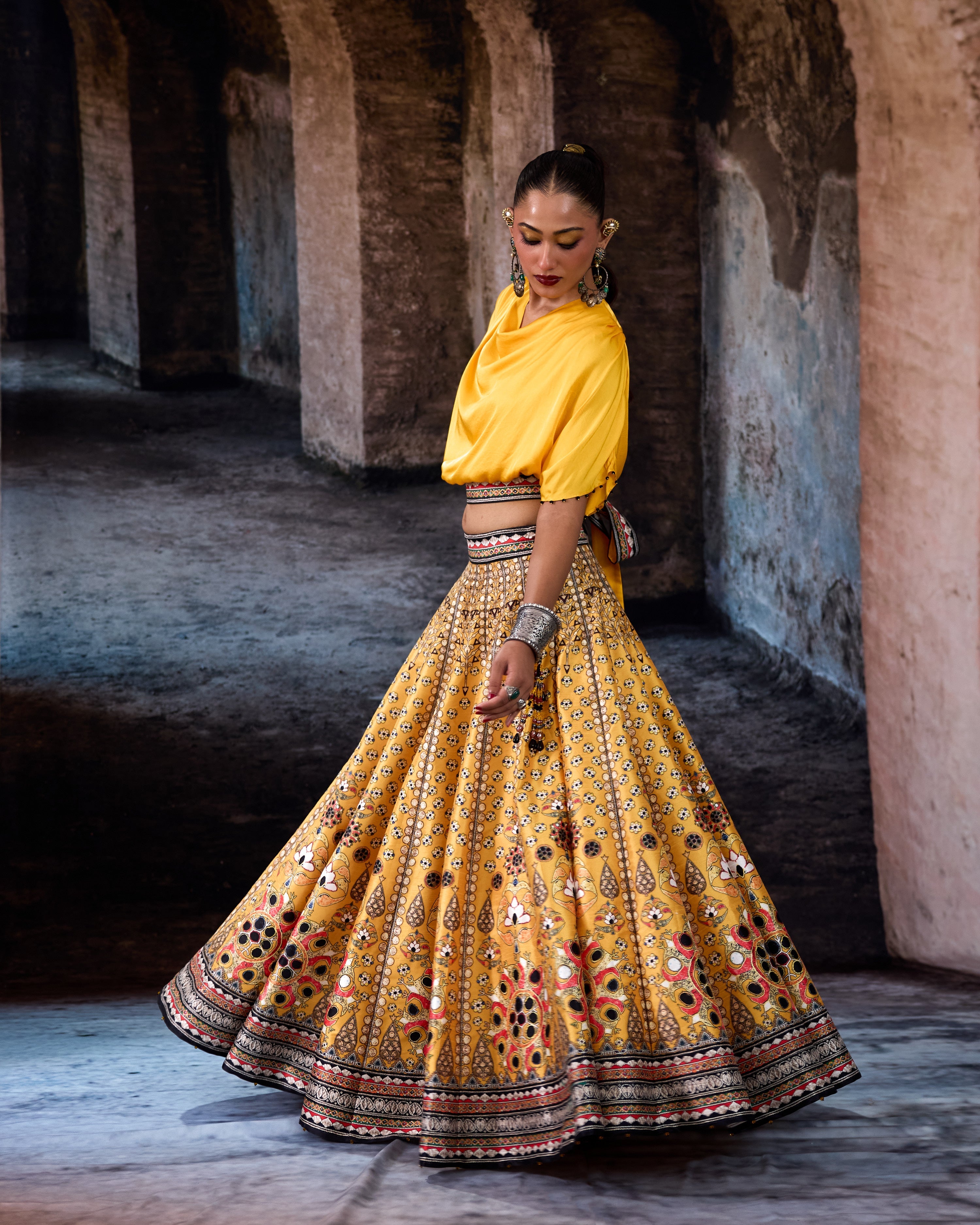 Bethari : Varsha/Leela - Yellow