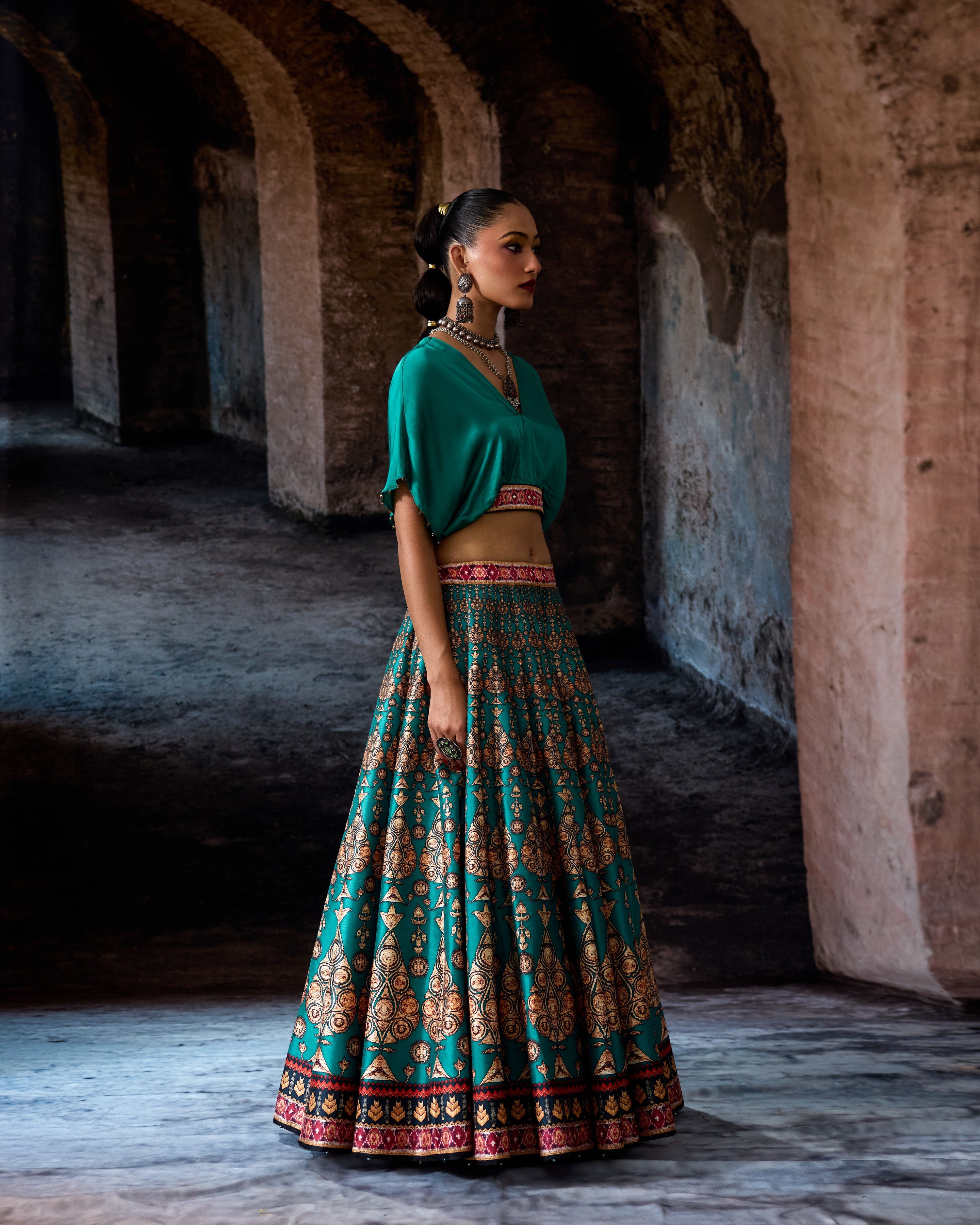 Bethari : Varsha/Leela - Jade