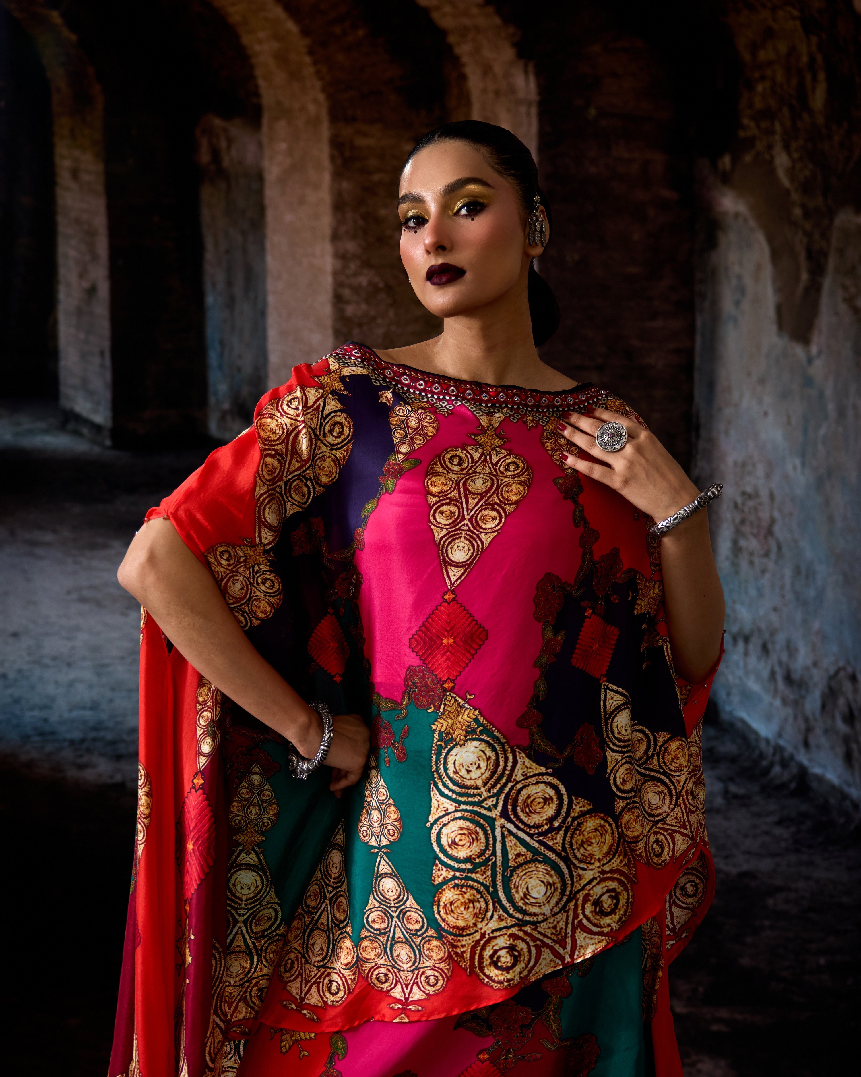 Bethari : Kamini - Multi