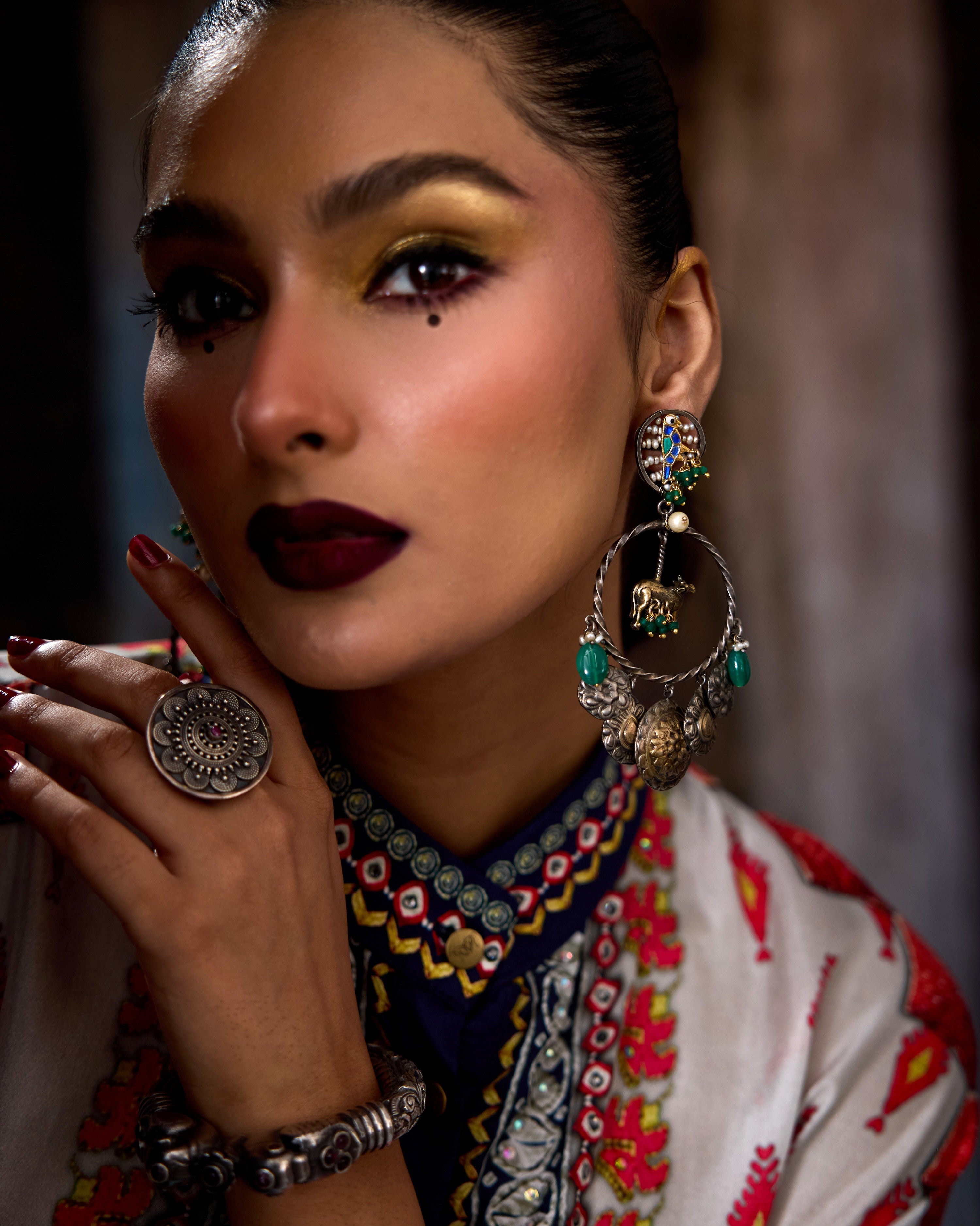 Bethari : Chanel 36" - Eggshell