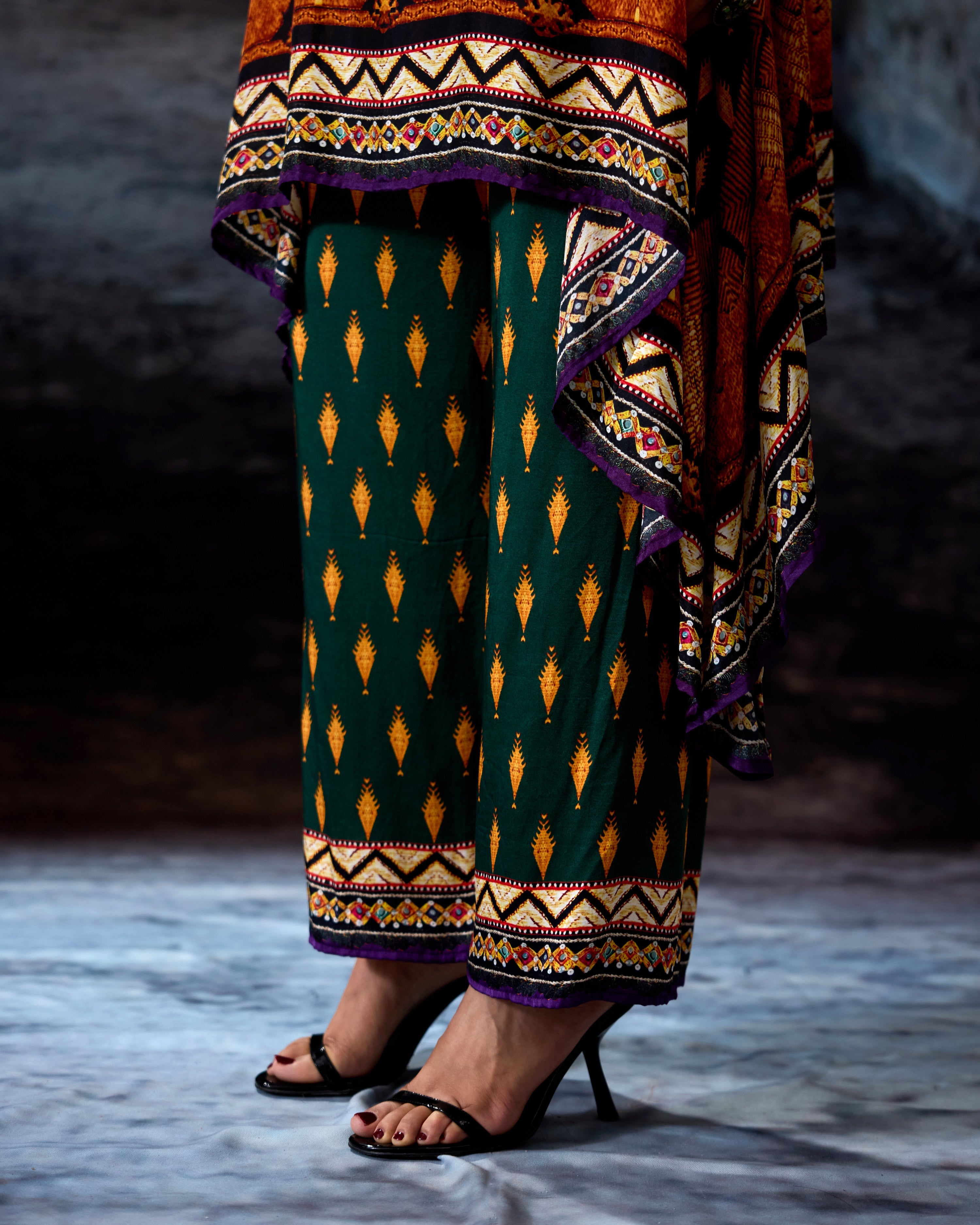 Bethari : Navya - Emerald/Gold