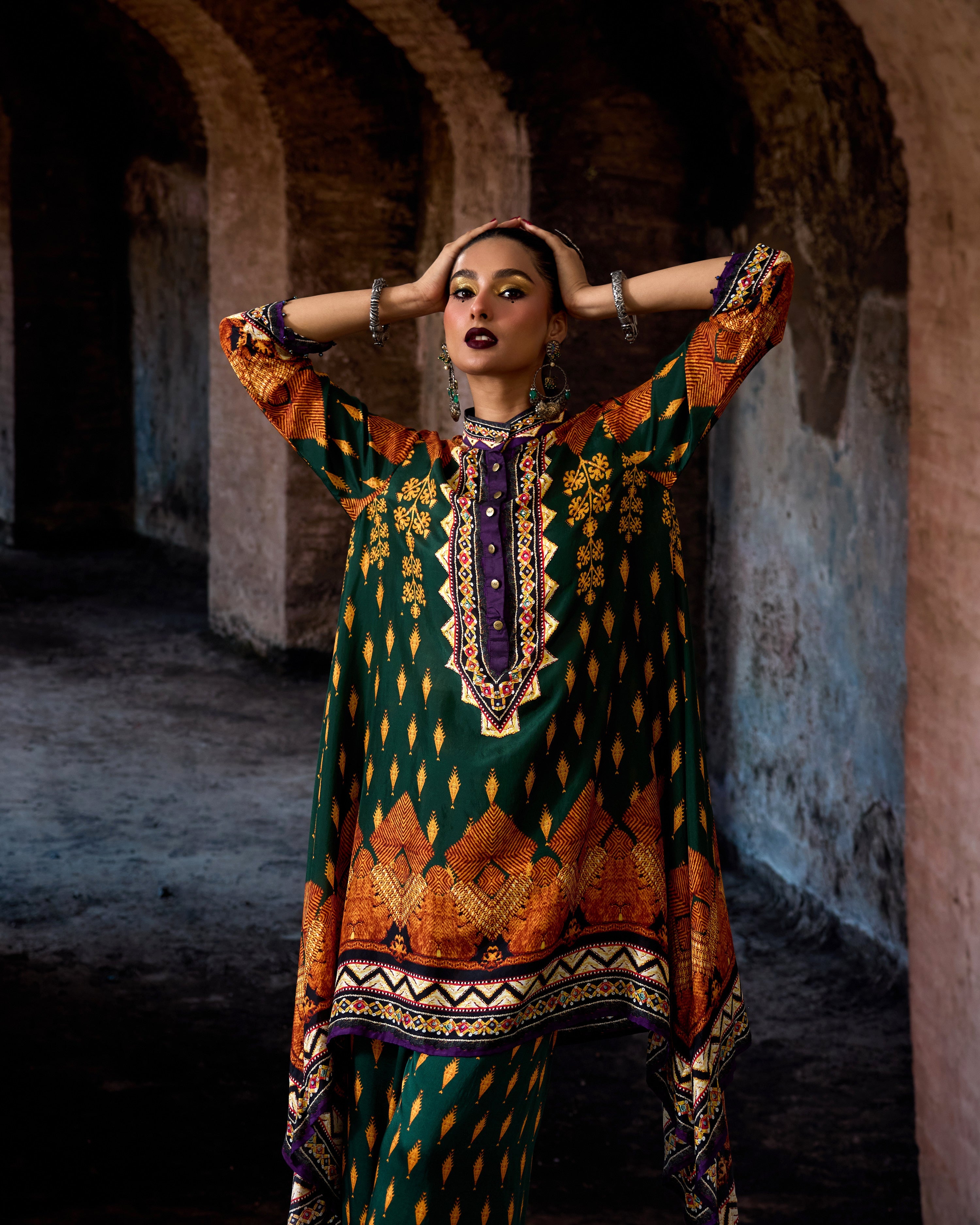 Bethari : Navya - Emerald/Gold