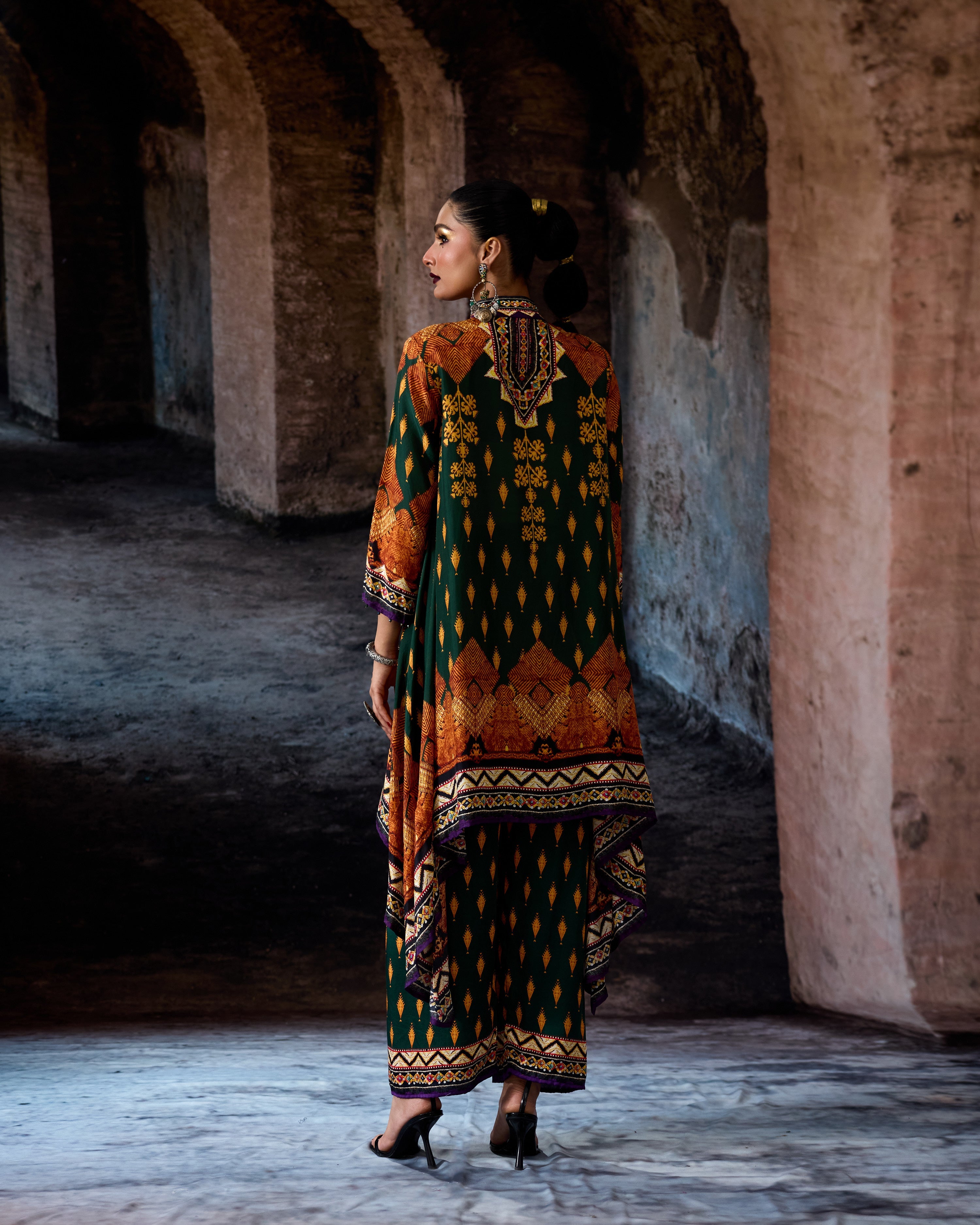 Bethari : Navya - Emerald/Gold