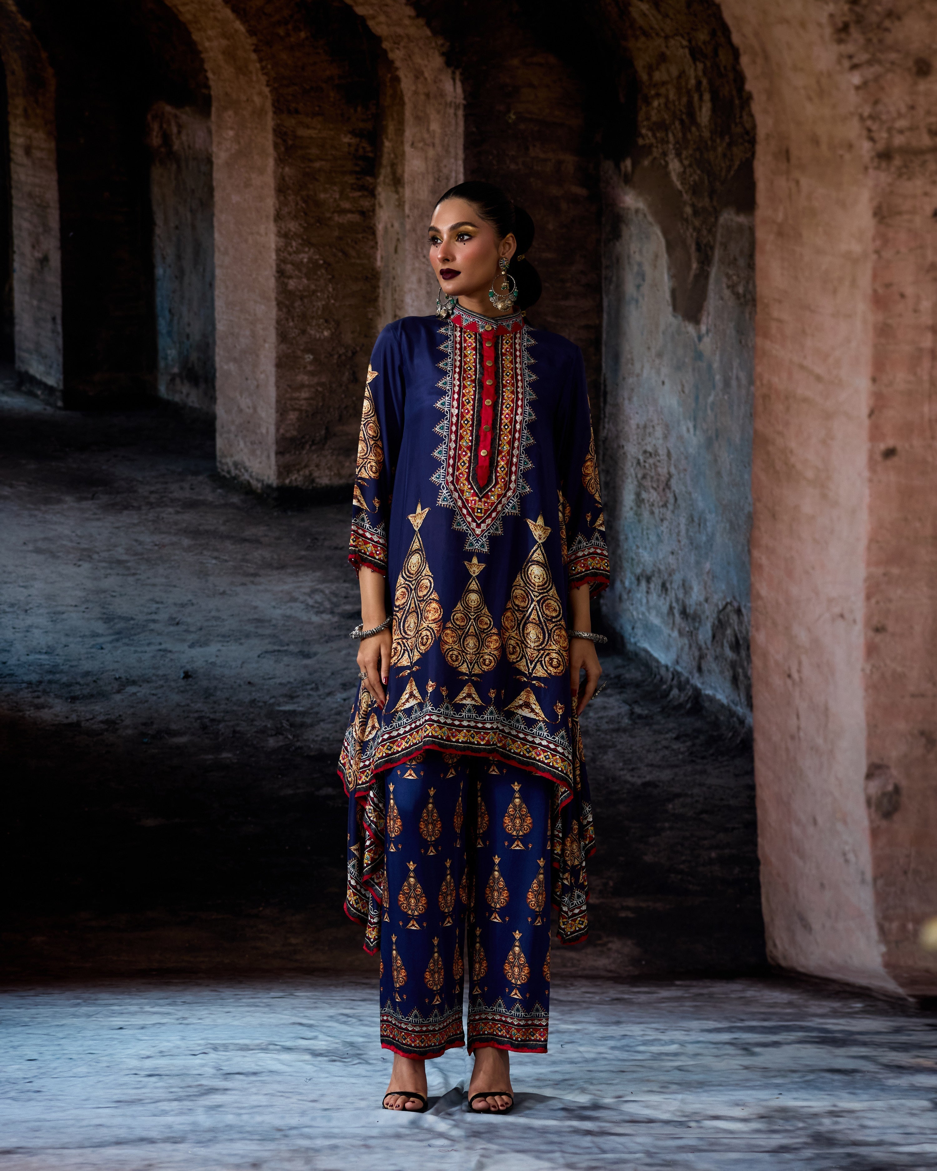 Bethari : Navya - Navy Blue