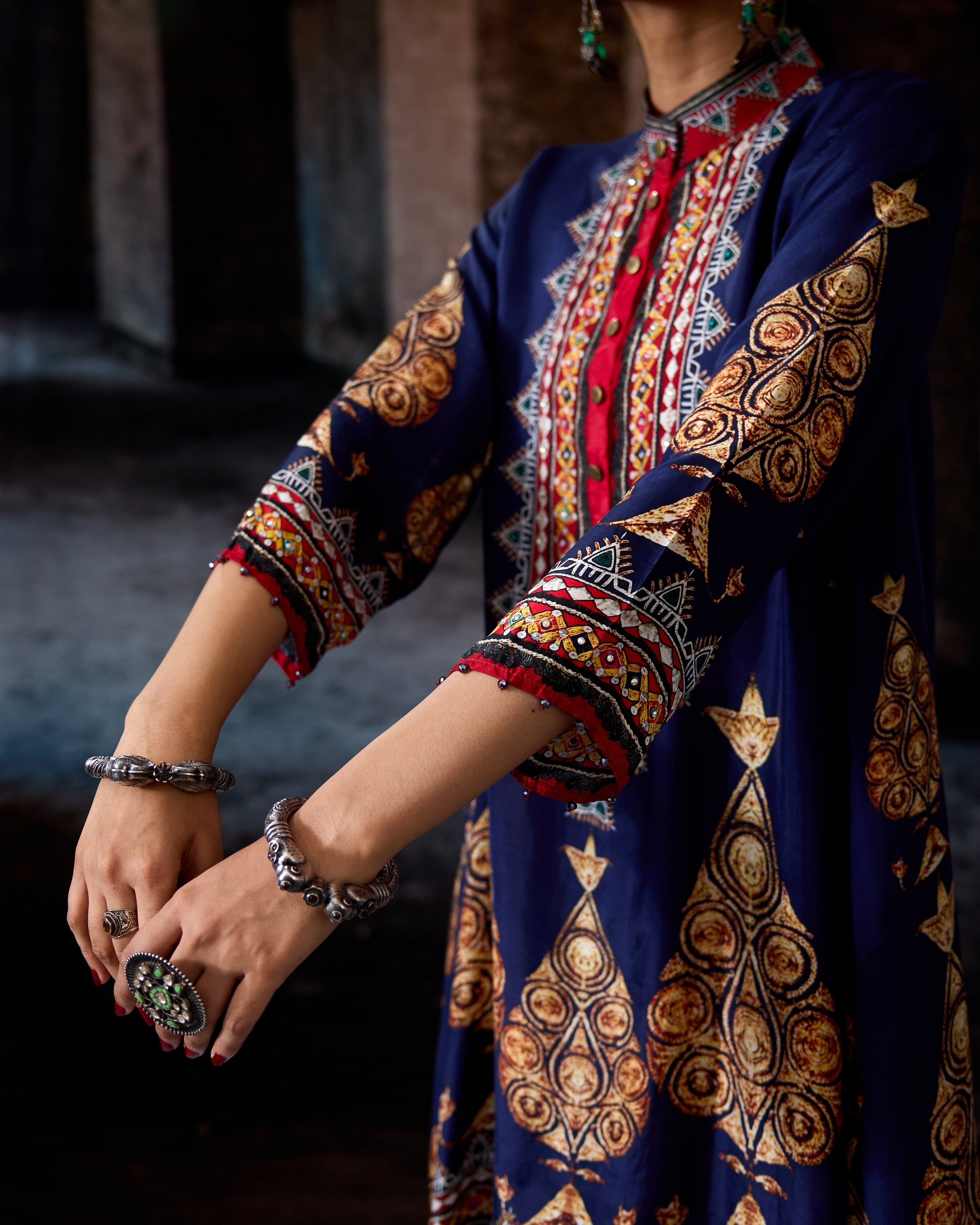 Bethari : Navya - Navy Blue