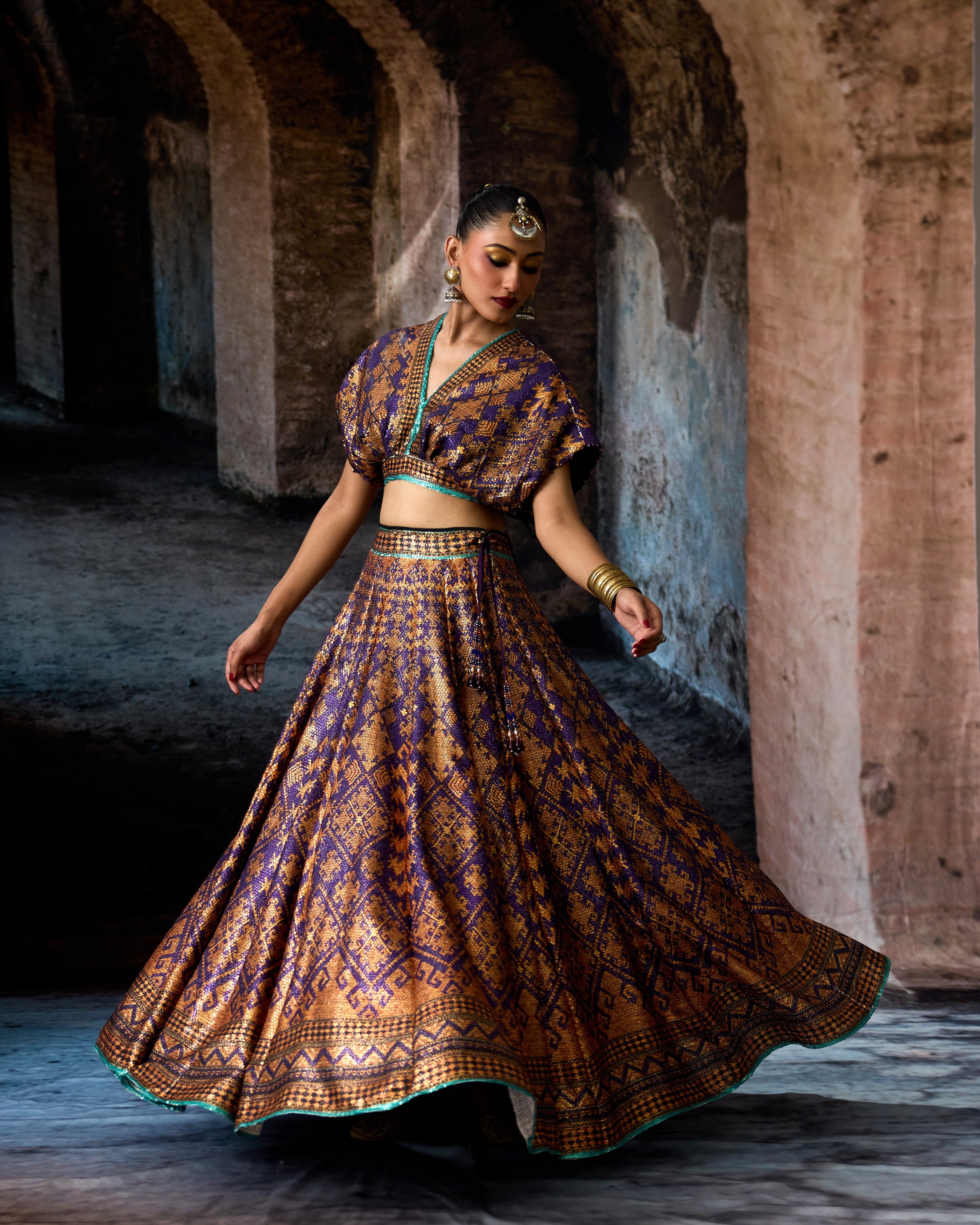 Bethari : Neerja/Leela - Purple/Copper