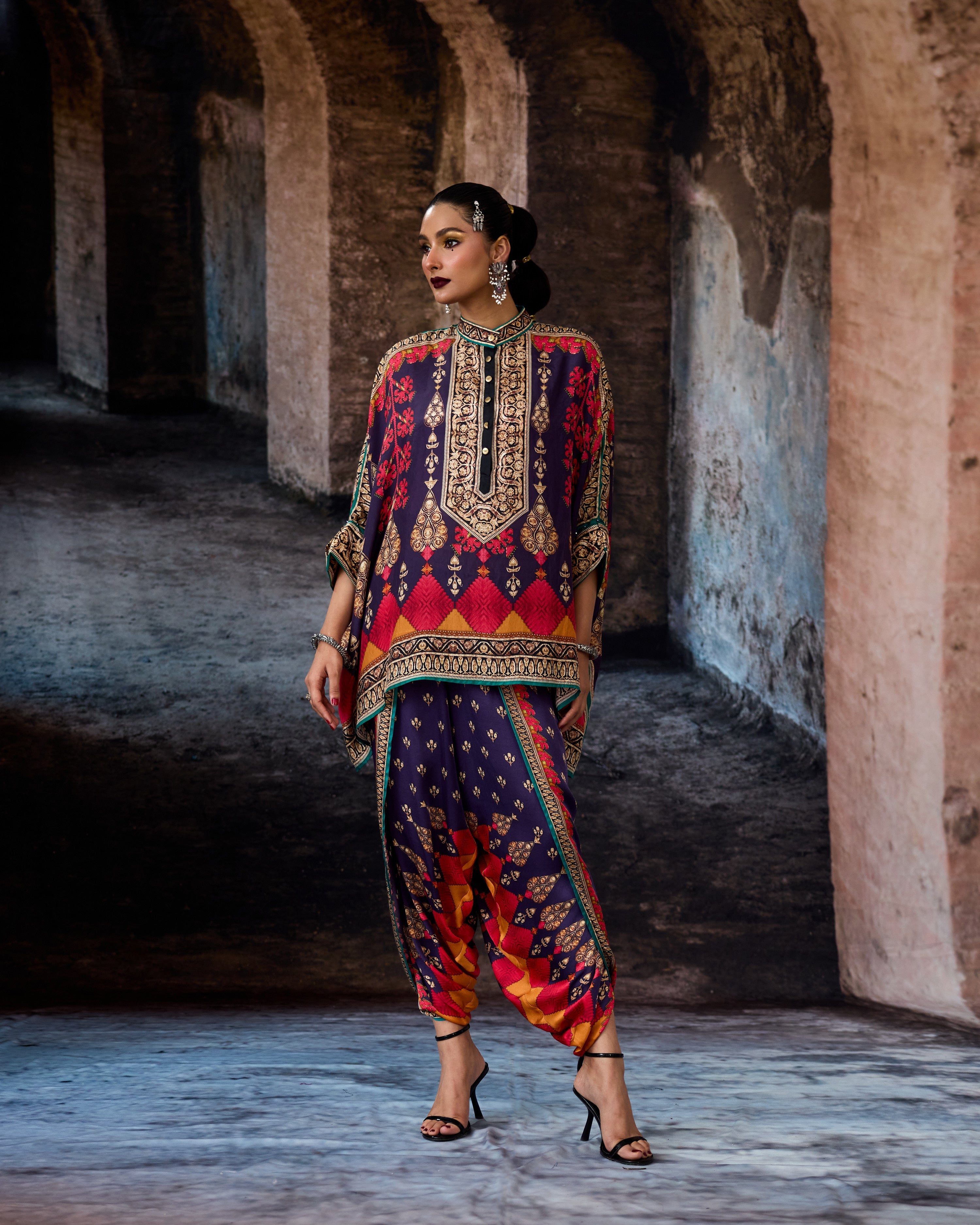 Bethari : Chanel/Sonth - Purple