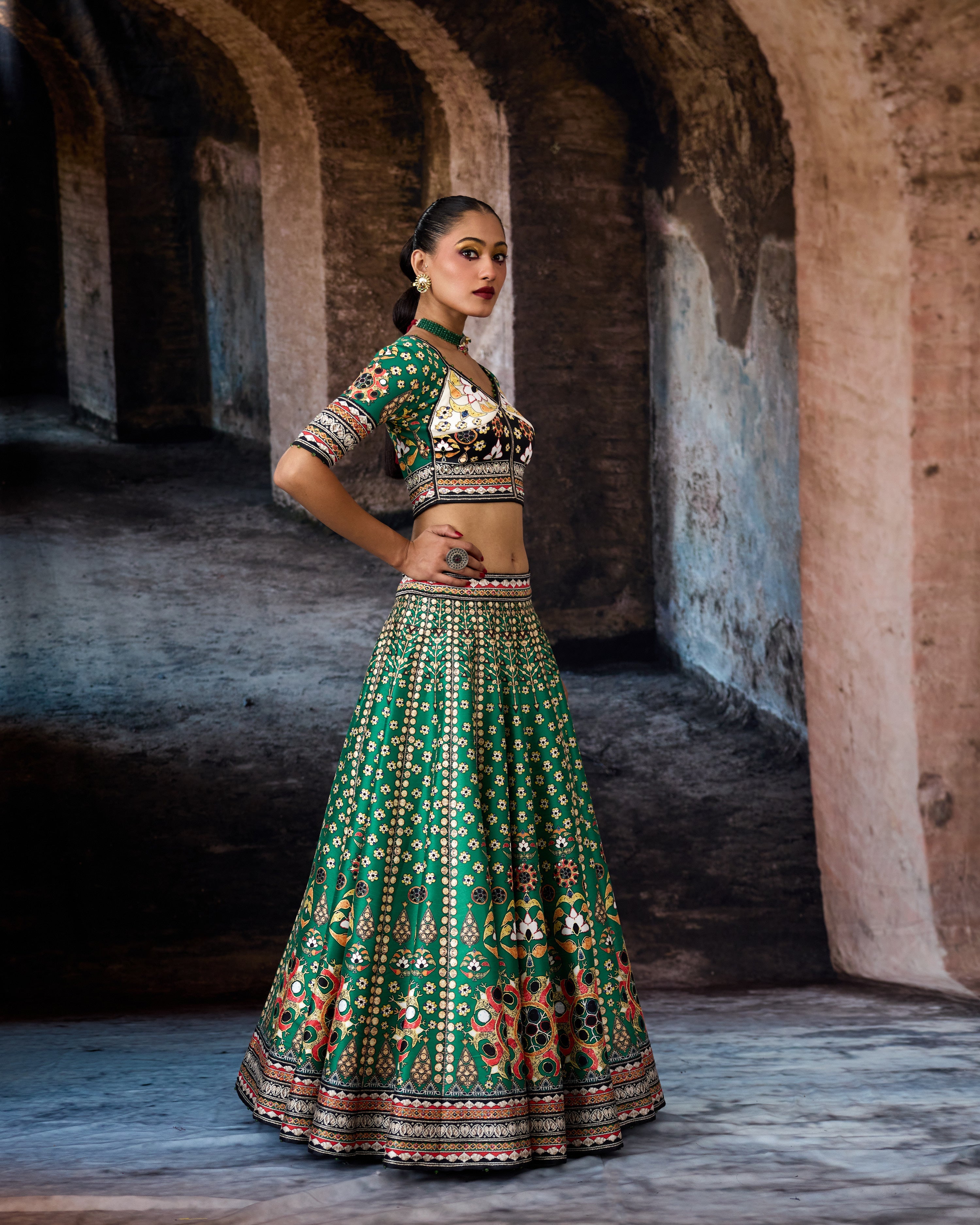 Bethari : Leela - Parrot Green