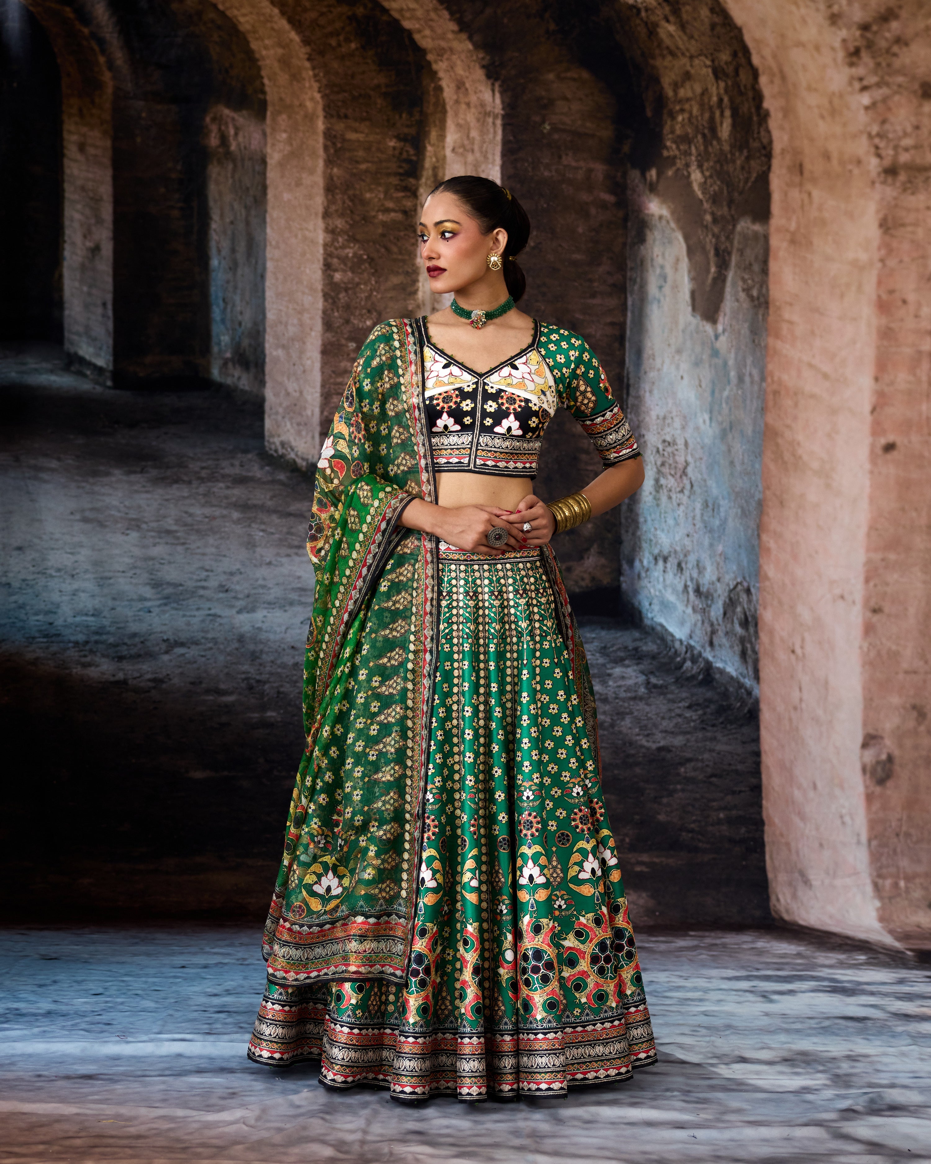 Bethari : Leela - Parrot Green