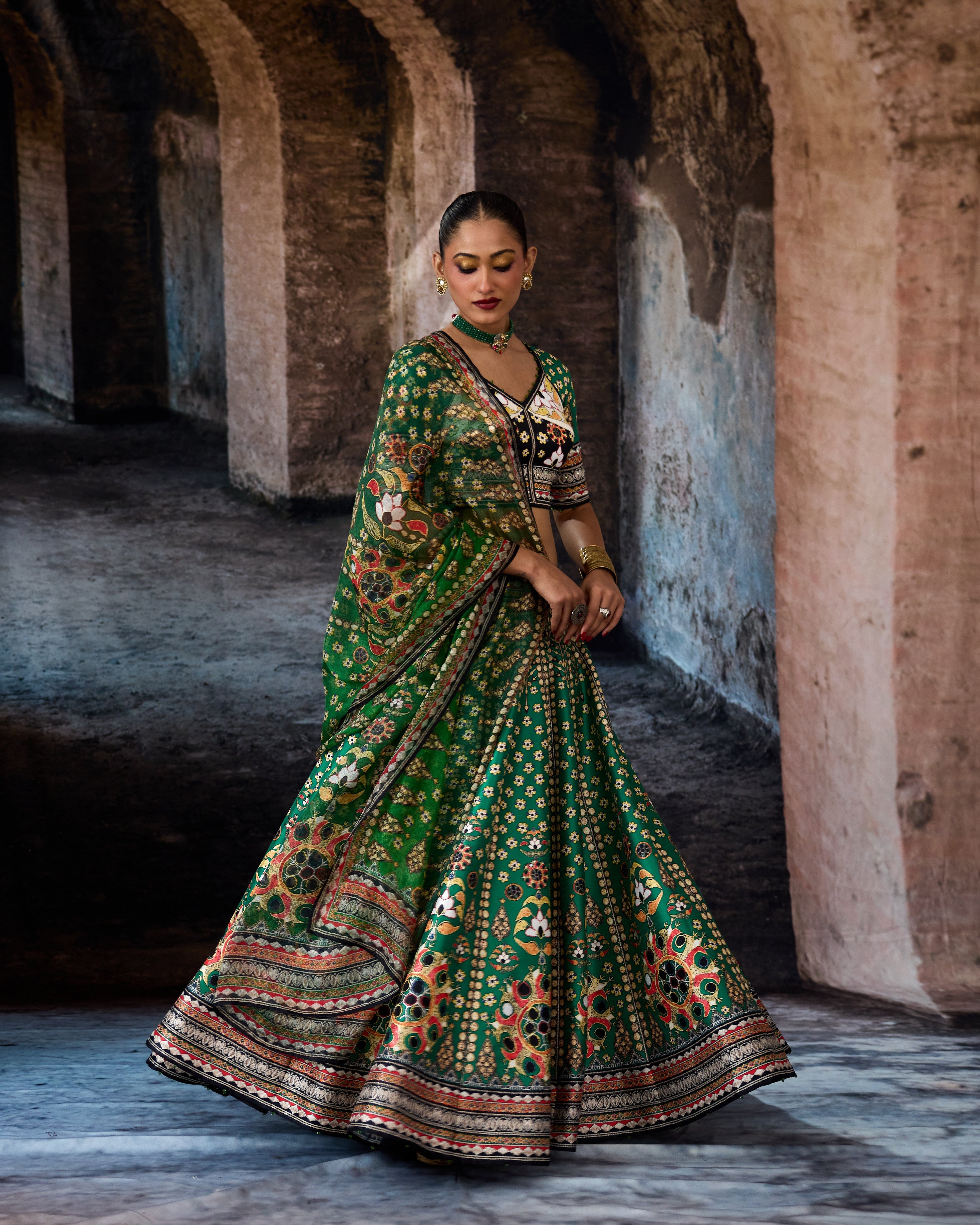 Bethari : Leela - Parrot Green