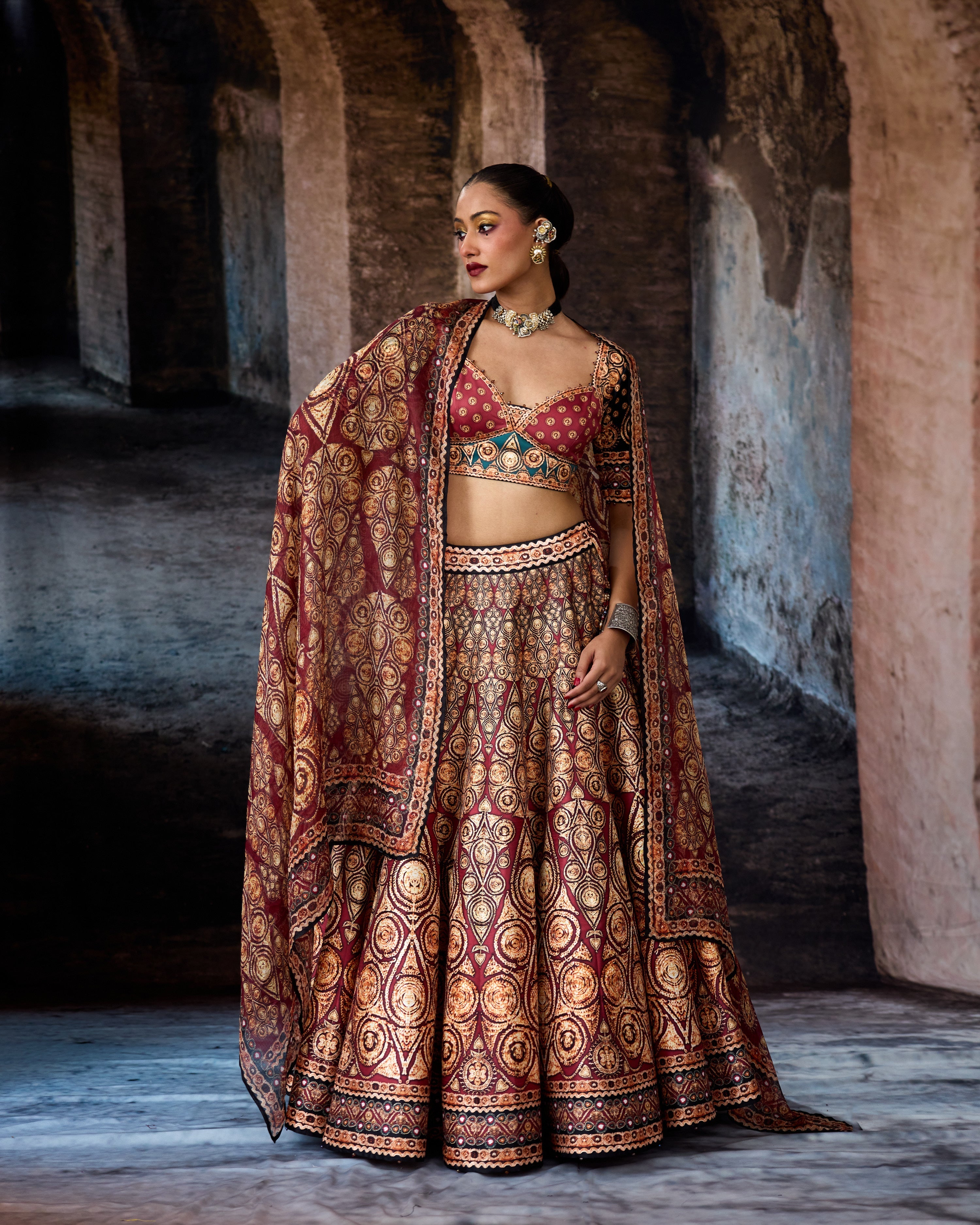 Bethari : Leela - Maroon