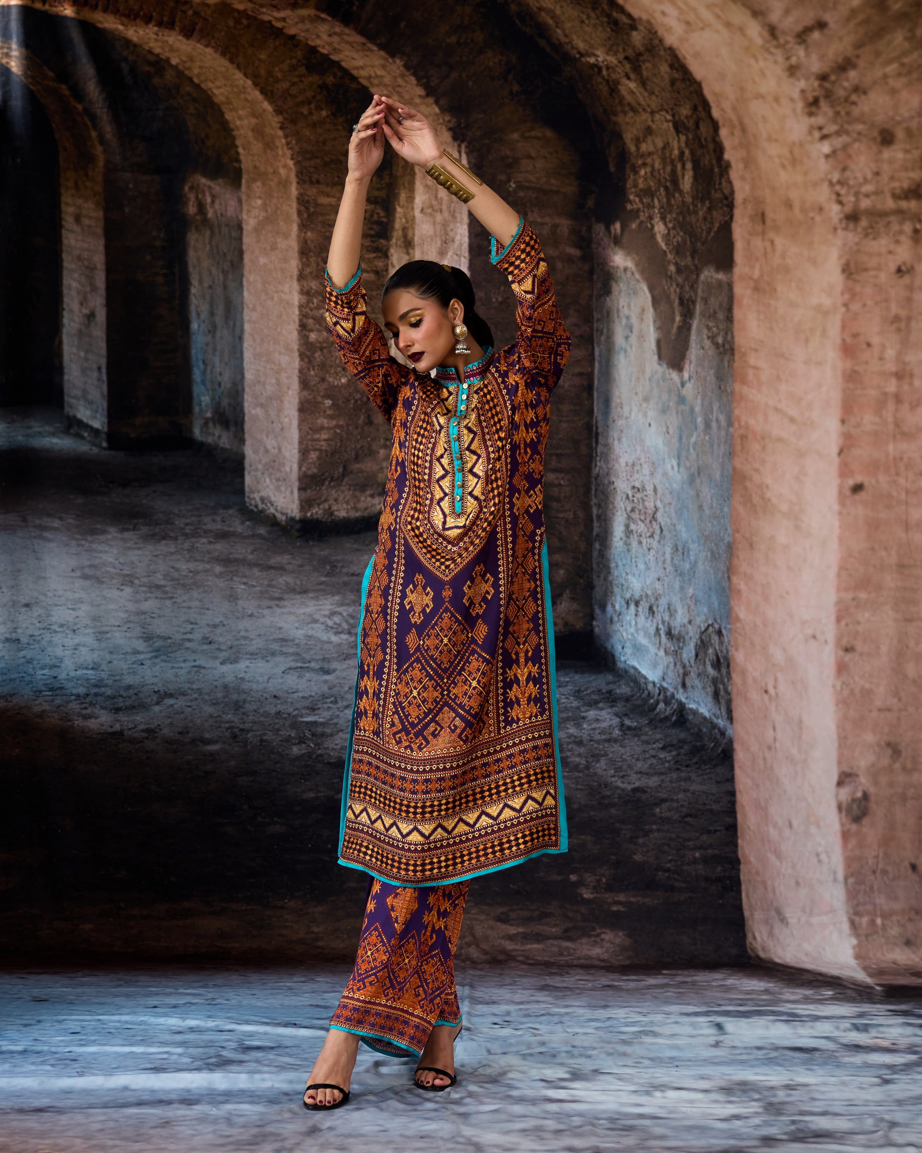 Bethari : Ramin - Purple/Gold