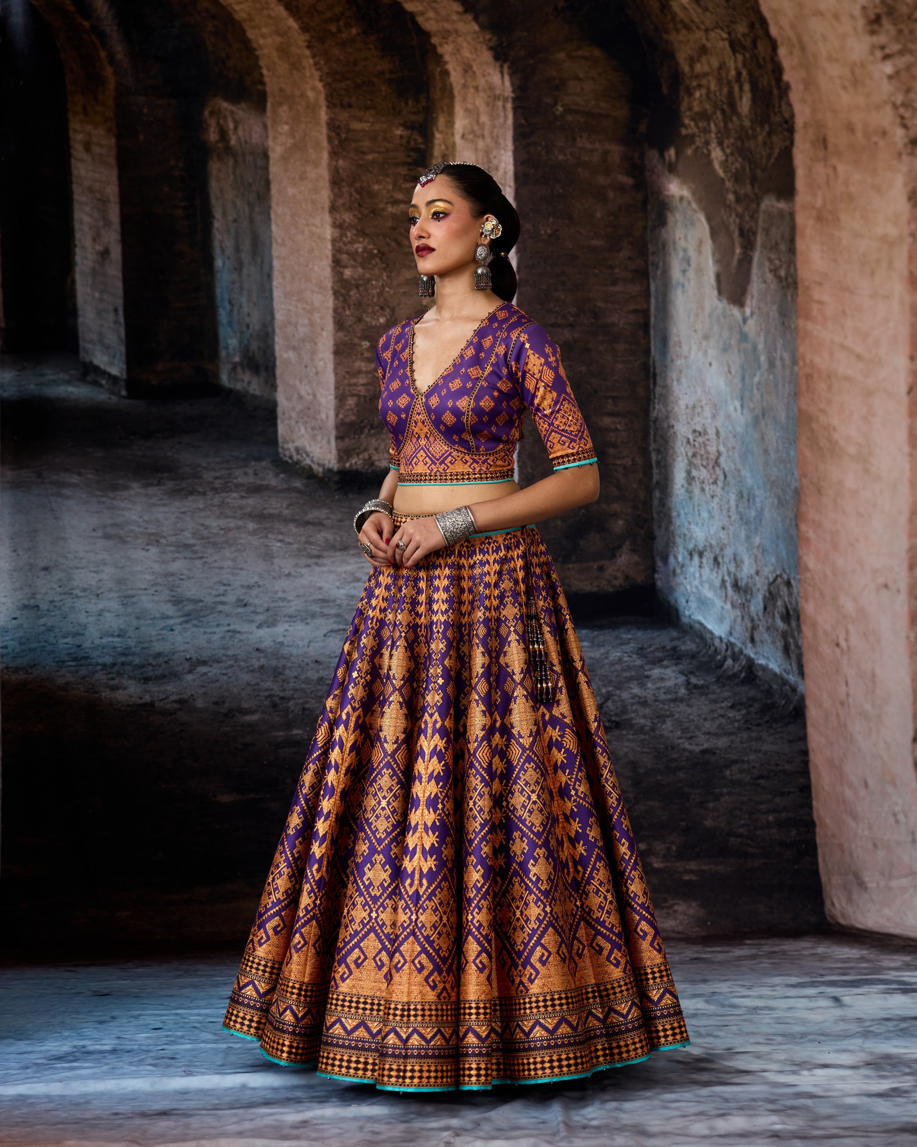 Bethari : Leela - Purple/Gold