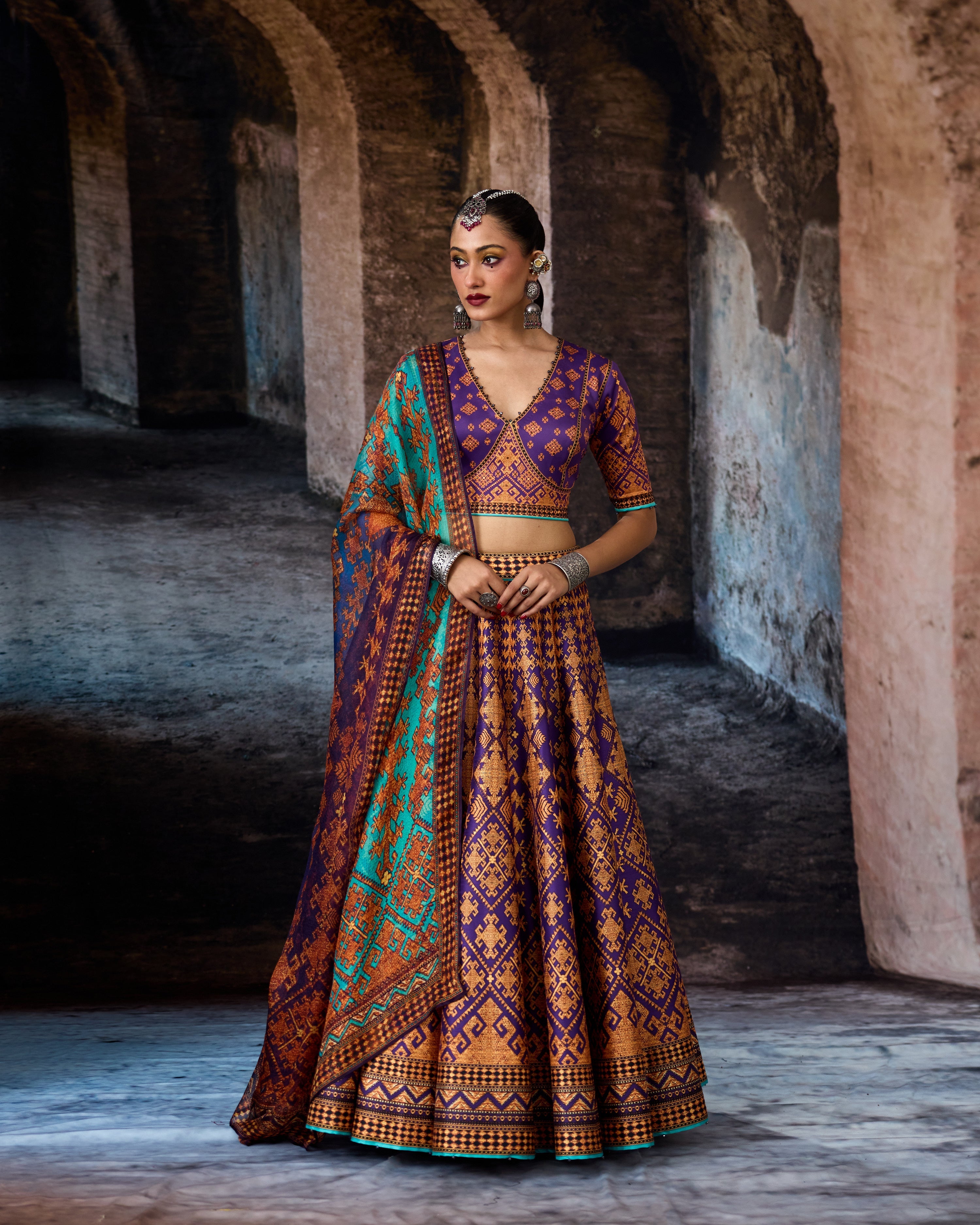 Bethari : Leela - Purple/Gold