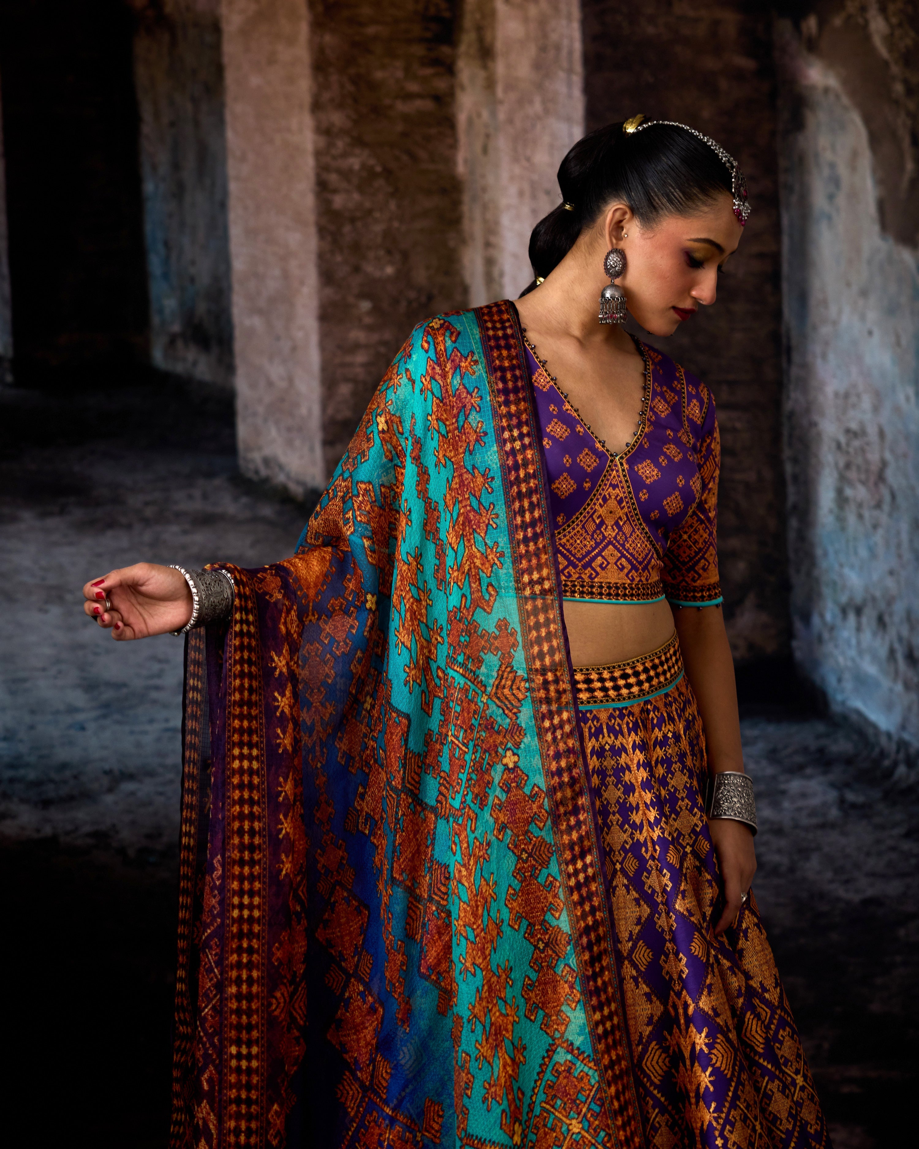 Bethari : Leela - Purple/Gold