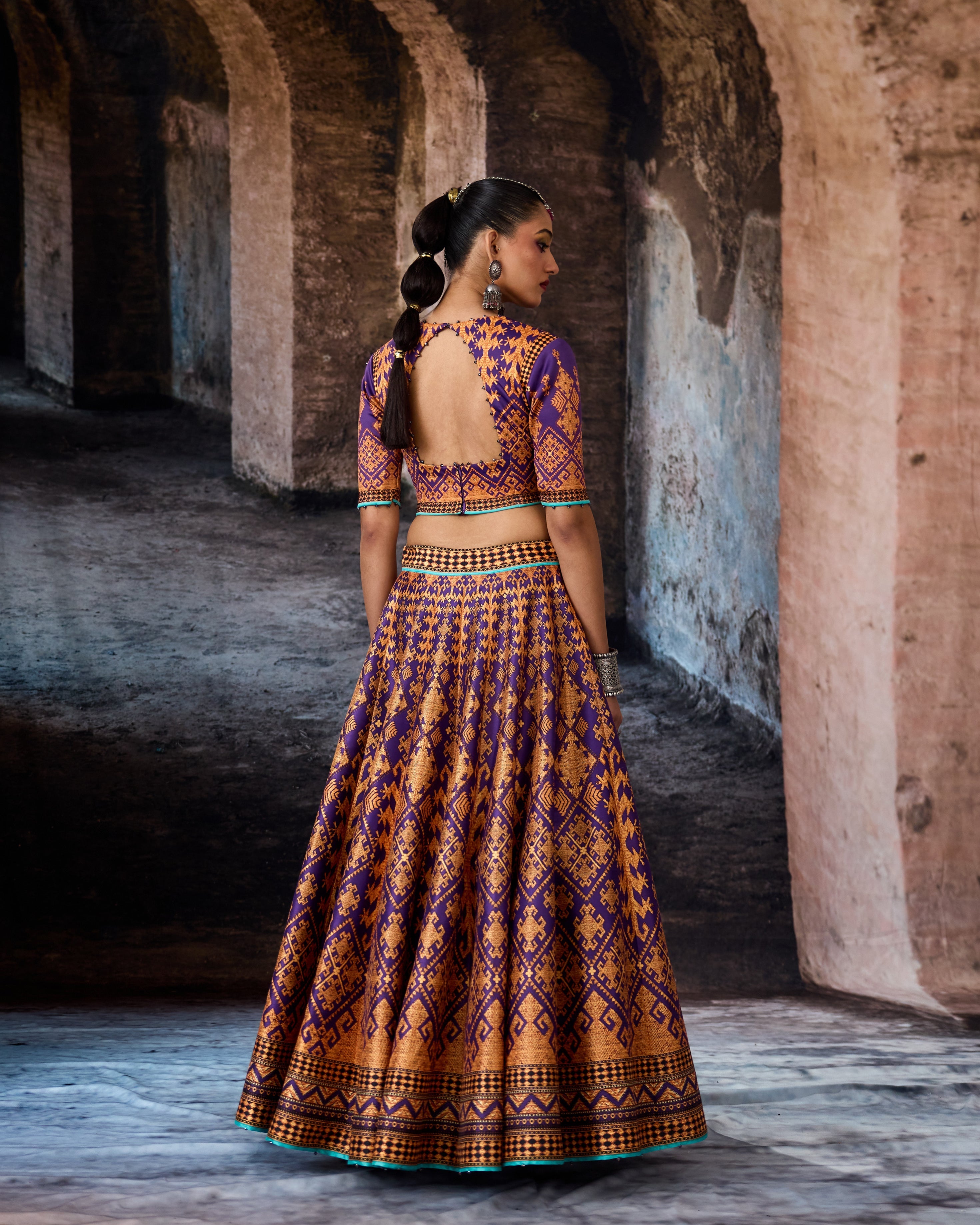 Bethari : Leela - Purple/Gold