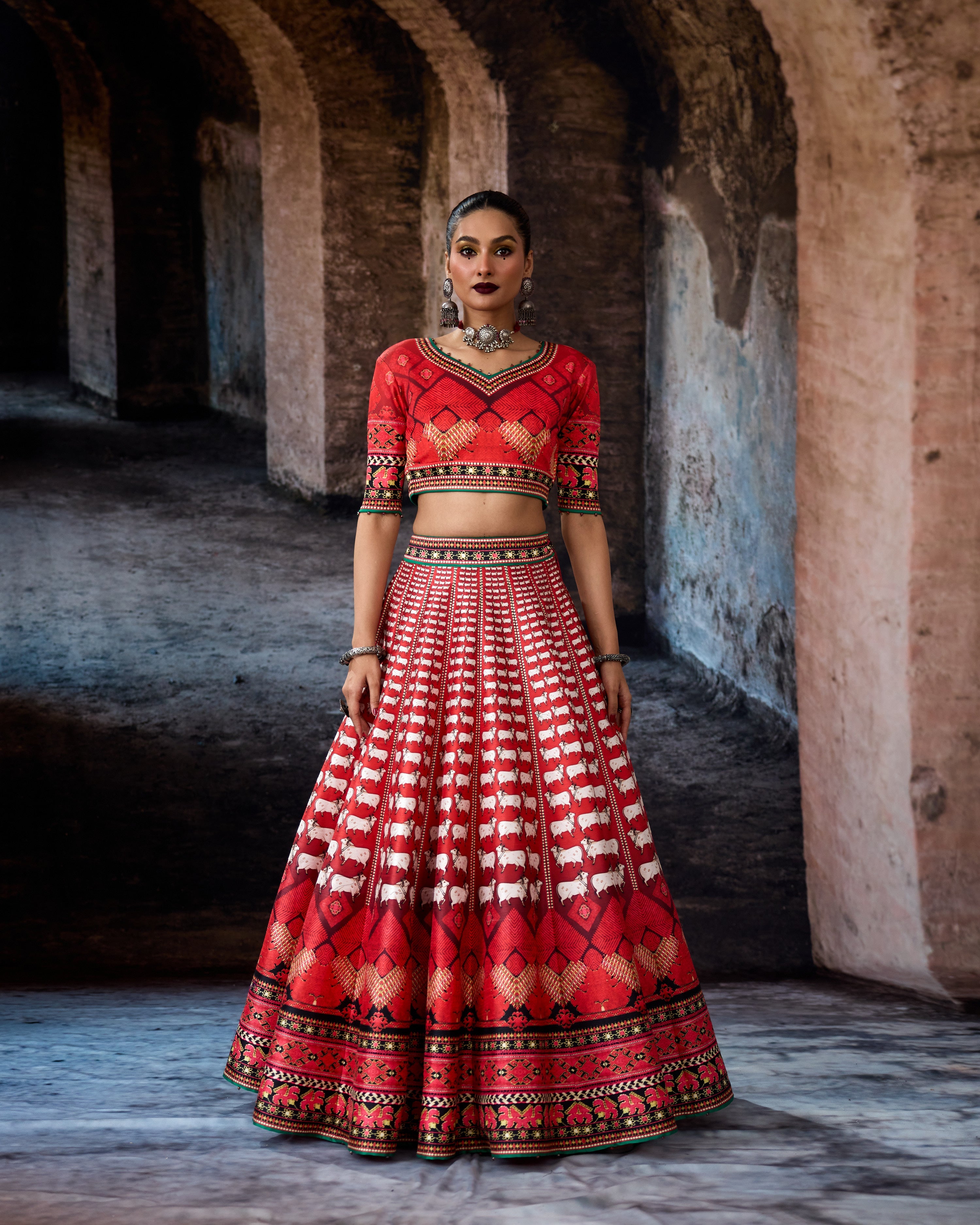 Bethari : Leela - Red/Emerald