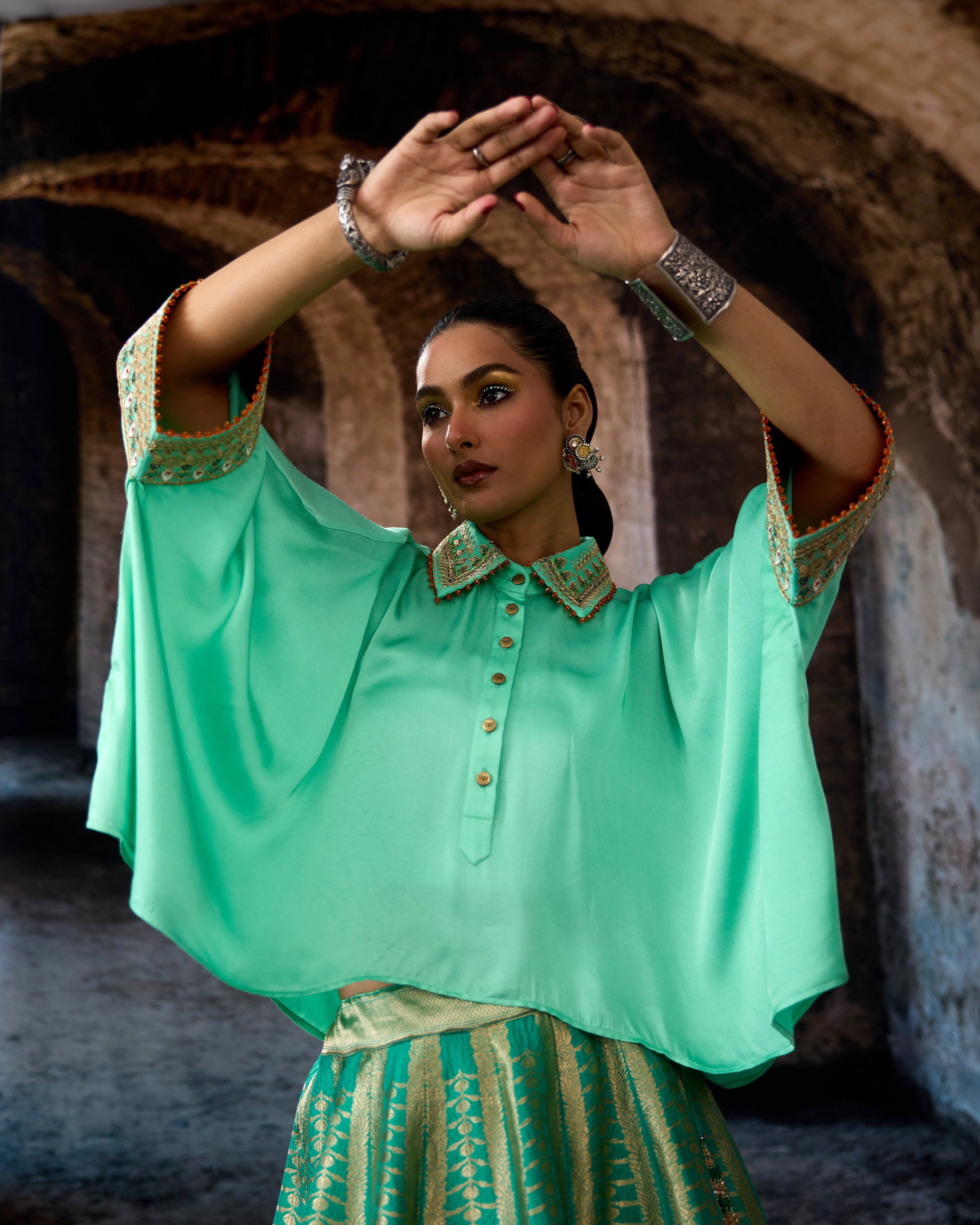 Bethari : Vanya/Leela - Jade