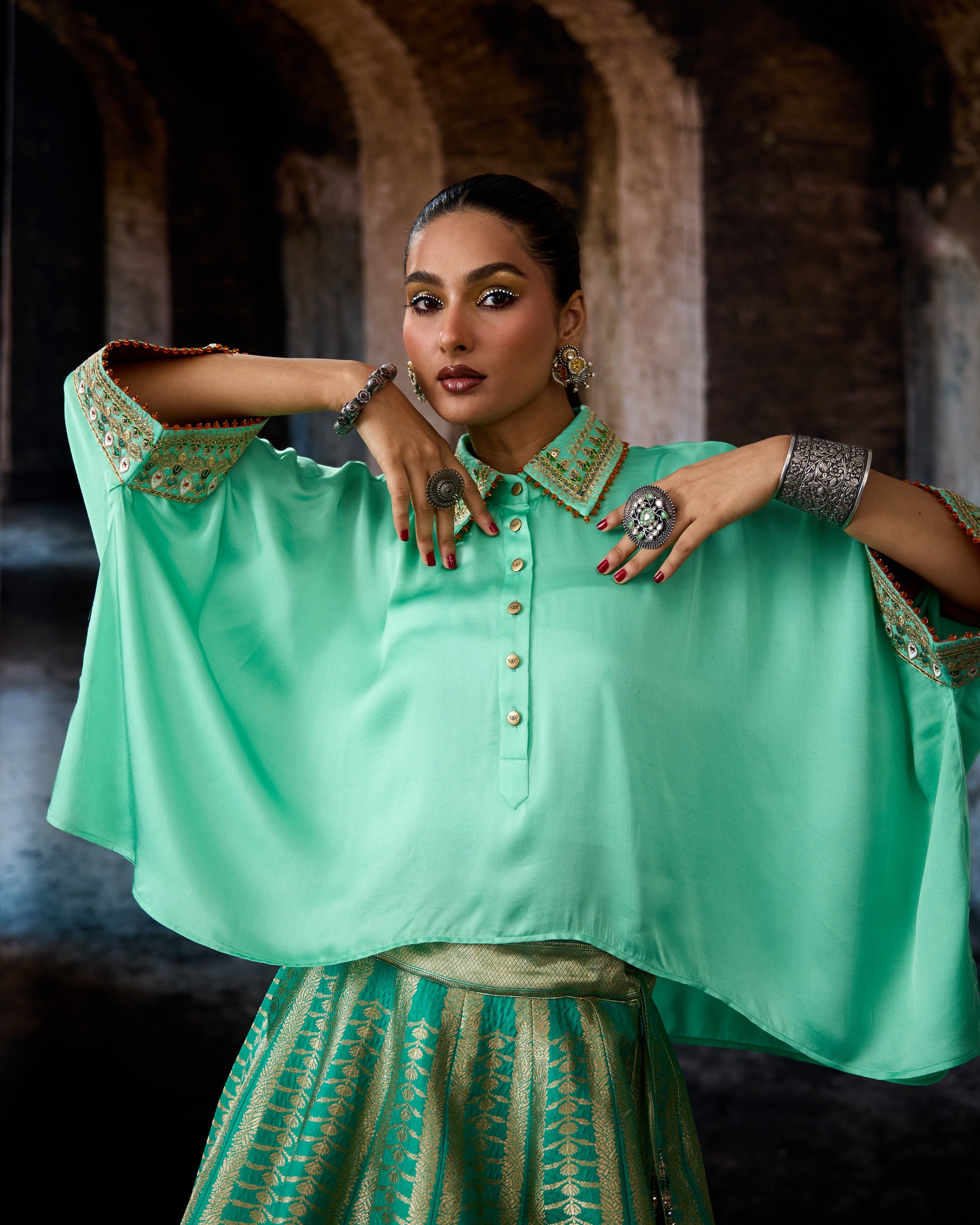 Bethari : Vanya/Leela - Jade