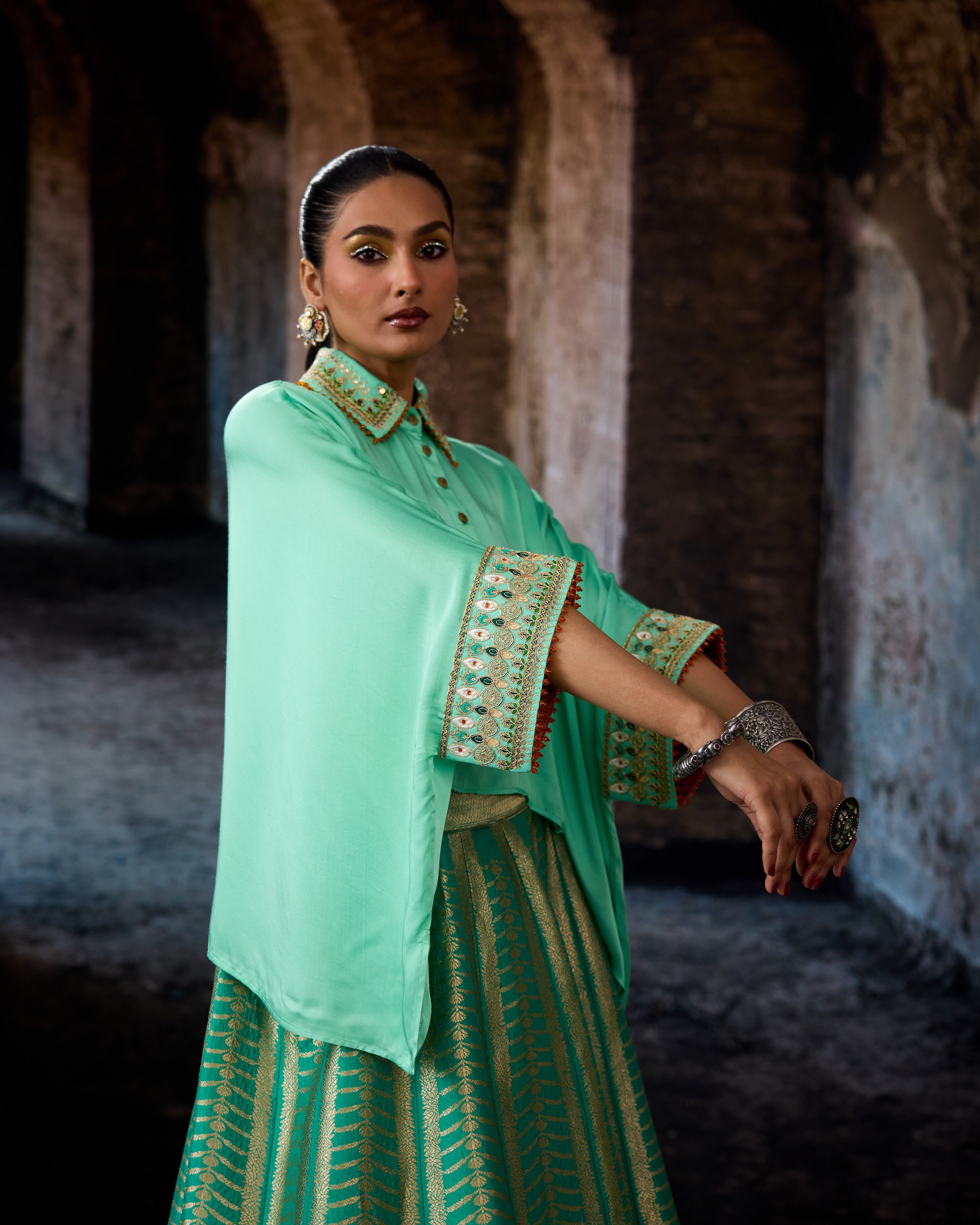 Bethari : Vanya/Leela - Jade