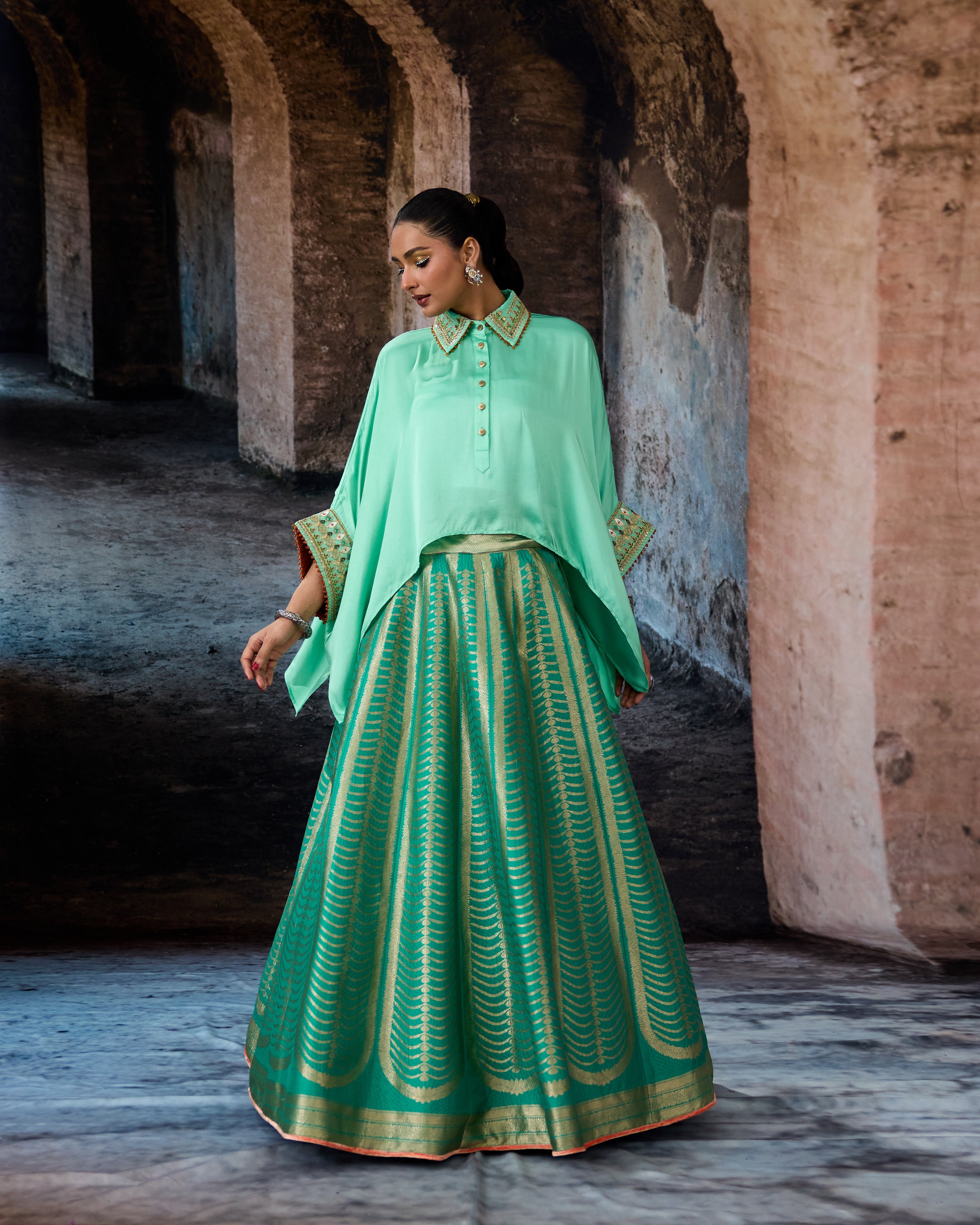 Bethari : Vanya/Leela - Jade