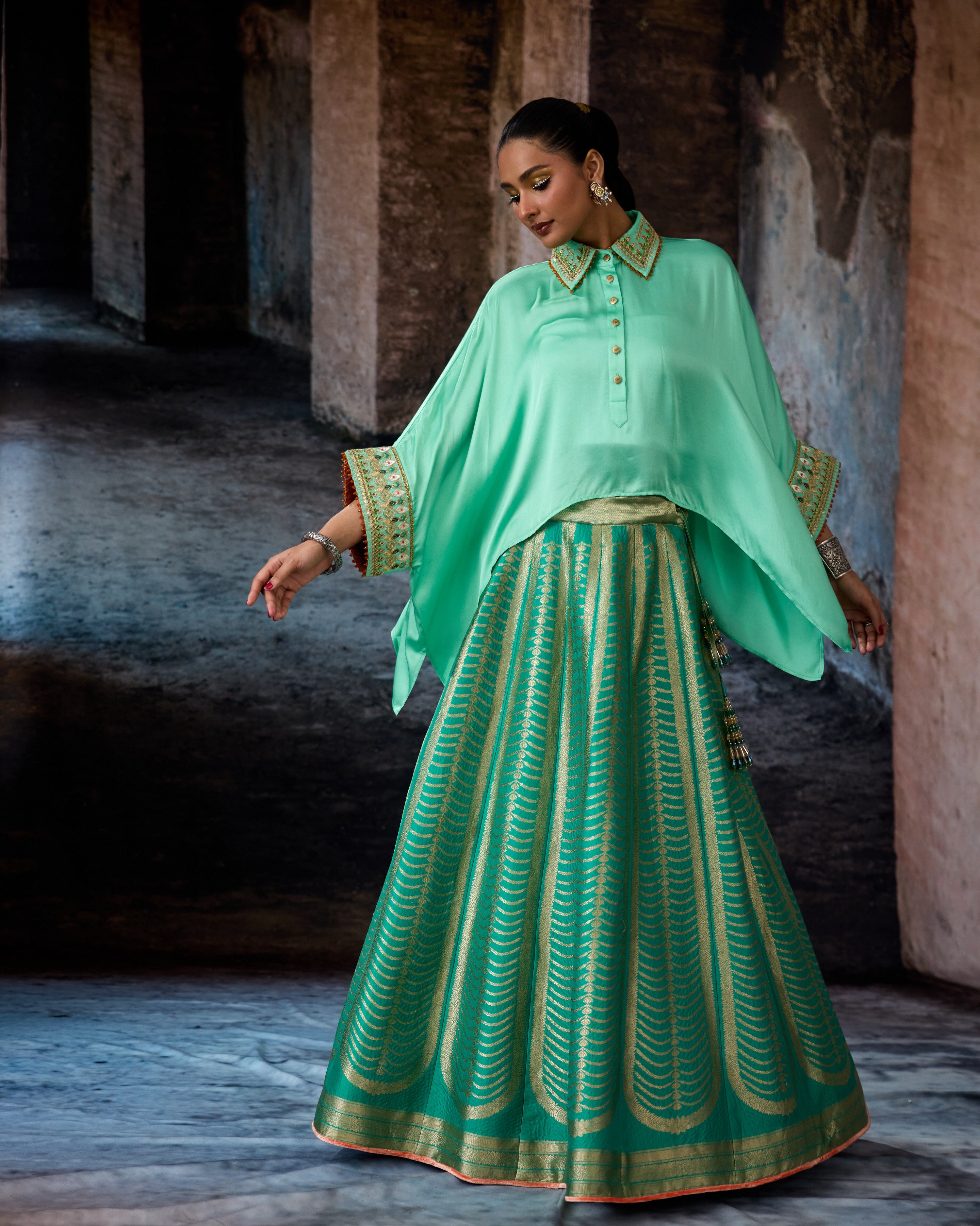 Bethari : Vanya/Leela - Jade